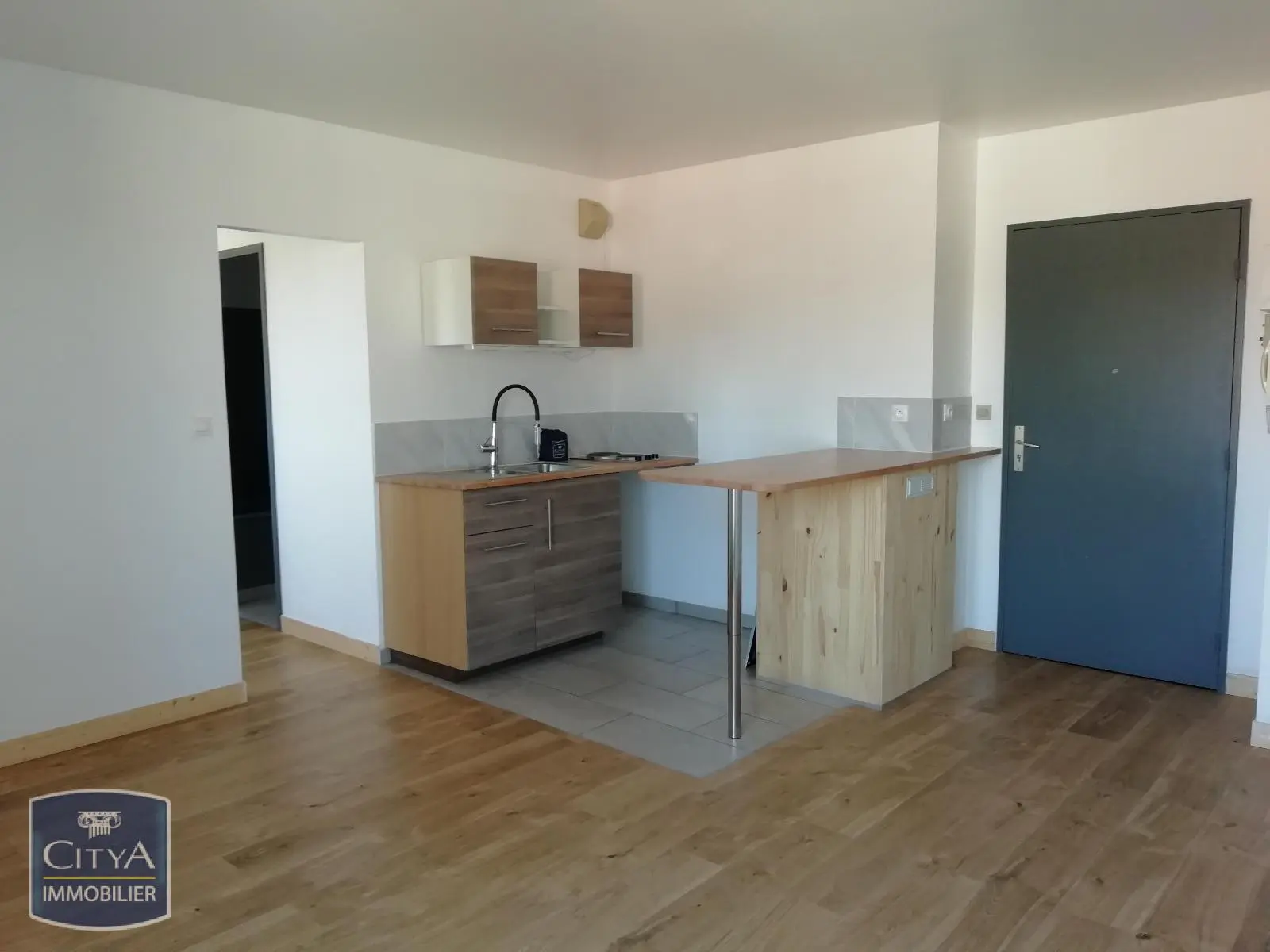 Photo 1 Appartement 1 pièce 31.25m²