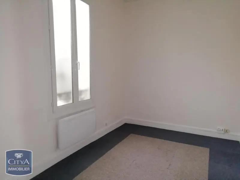 Photo 2 Local Professionnel 4 pièces