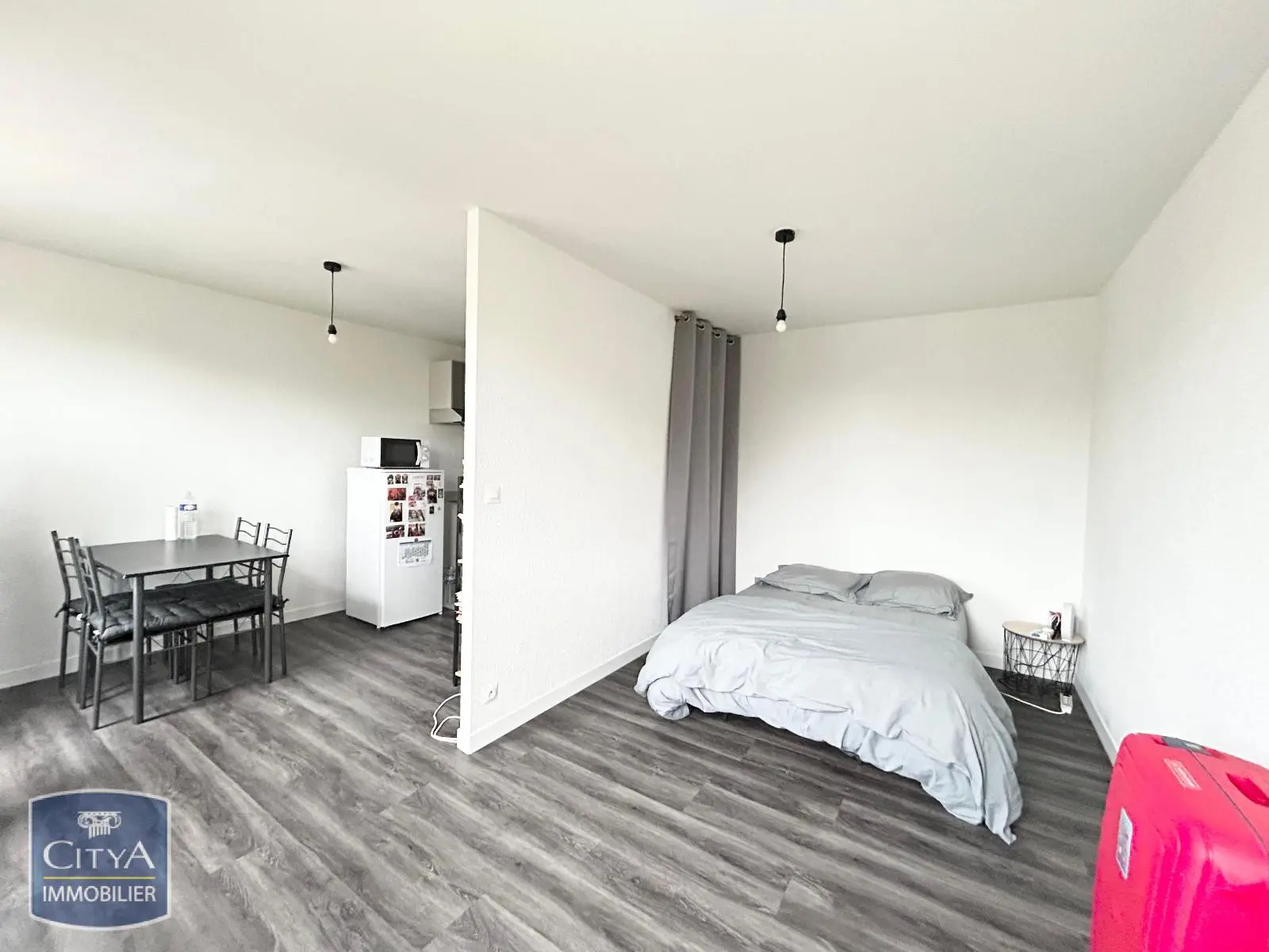 Photo 1 Appartement 1 pièce 29.8m²