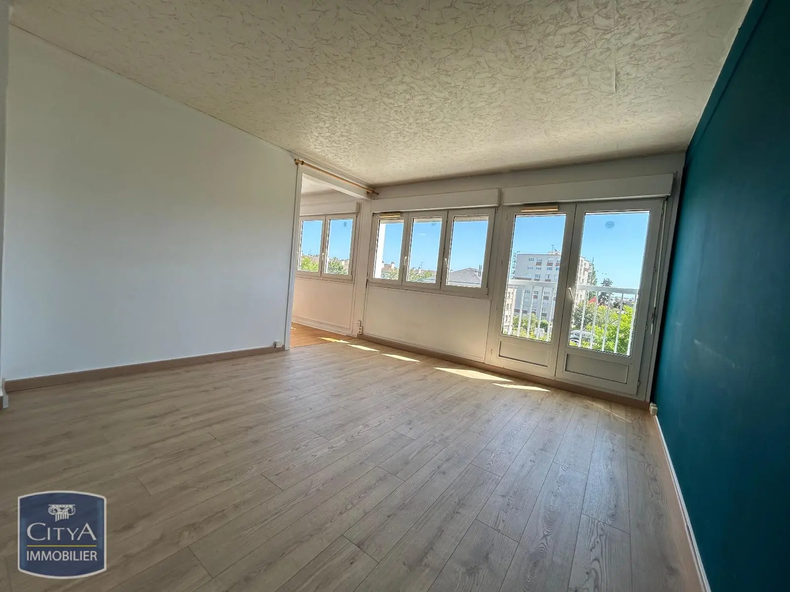 Photo 3 Appartement 2 pièces 41.96m²