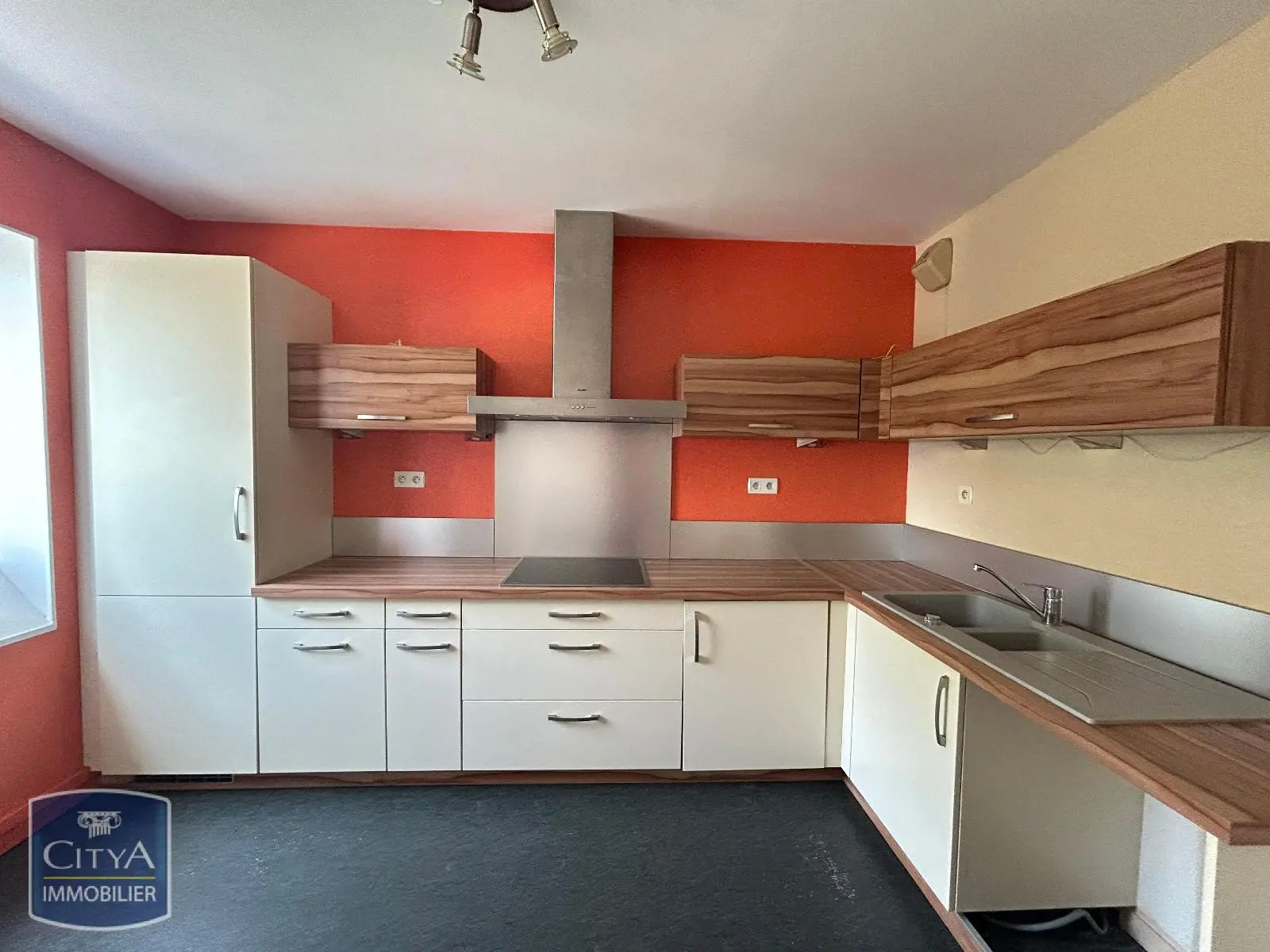 Photo 1 Appartement 4 pièces 80.72m²