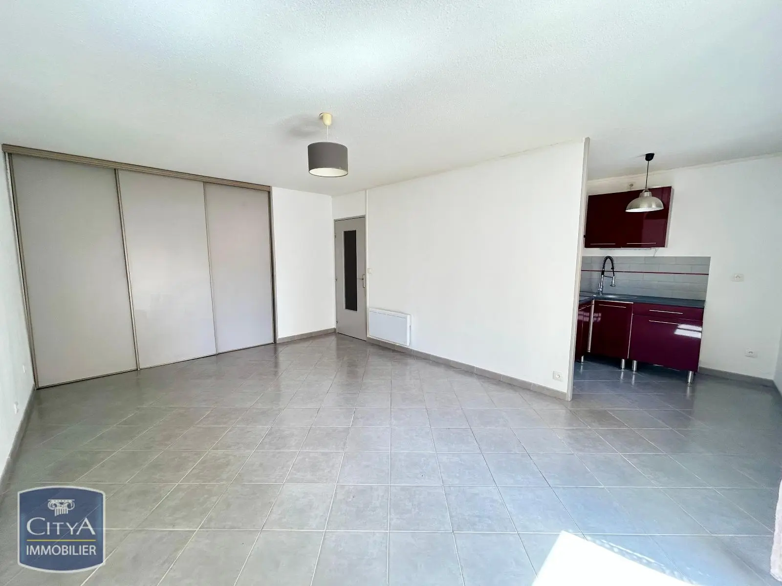 Photo 1 Appartement 1 pièce 32.56m²