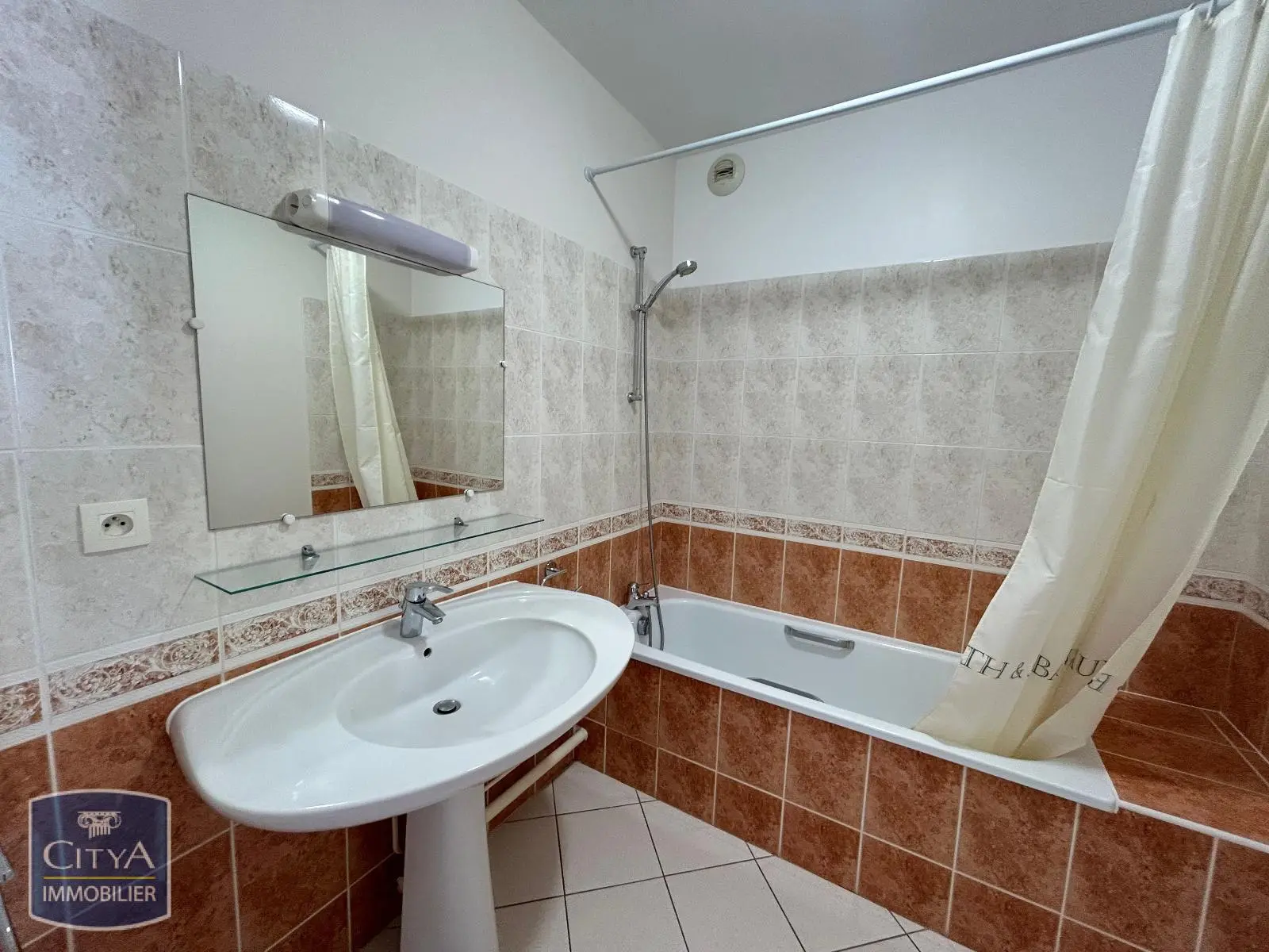 Photo 11 Appartement 4 pièces 90.58m²