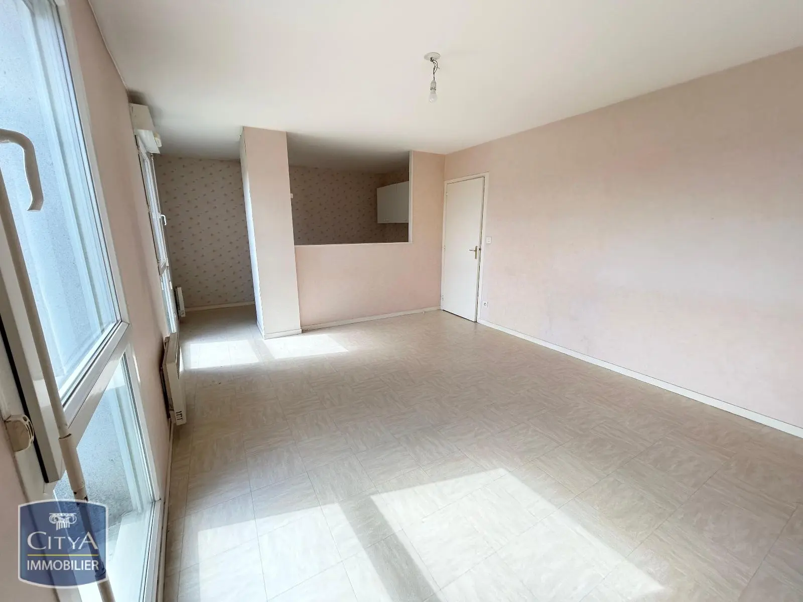 Photo 2 Appartement 2 pièces 47.48m²