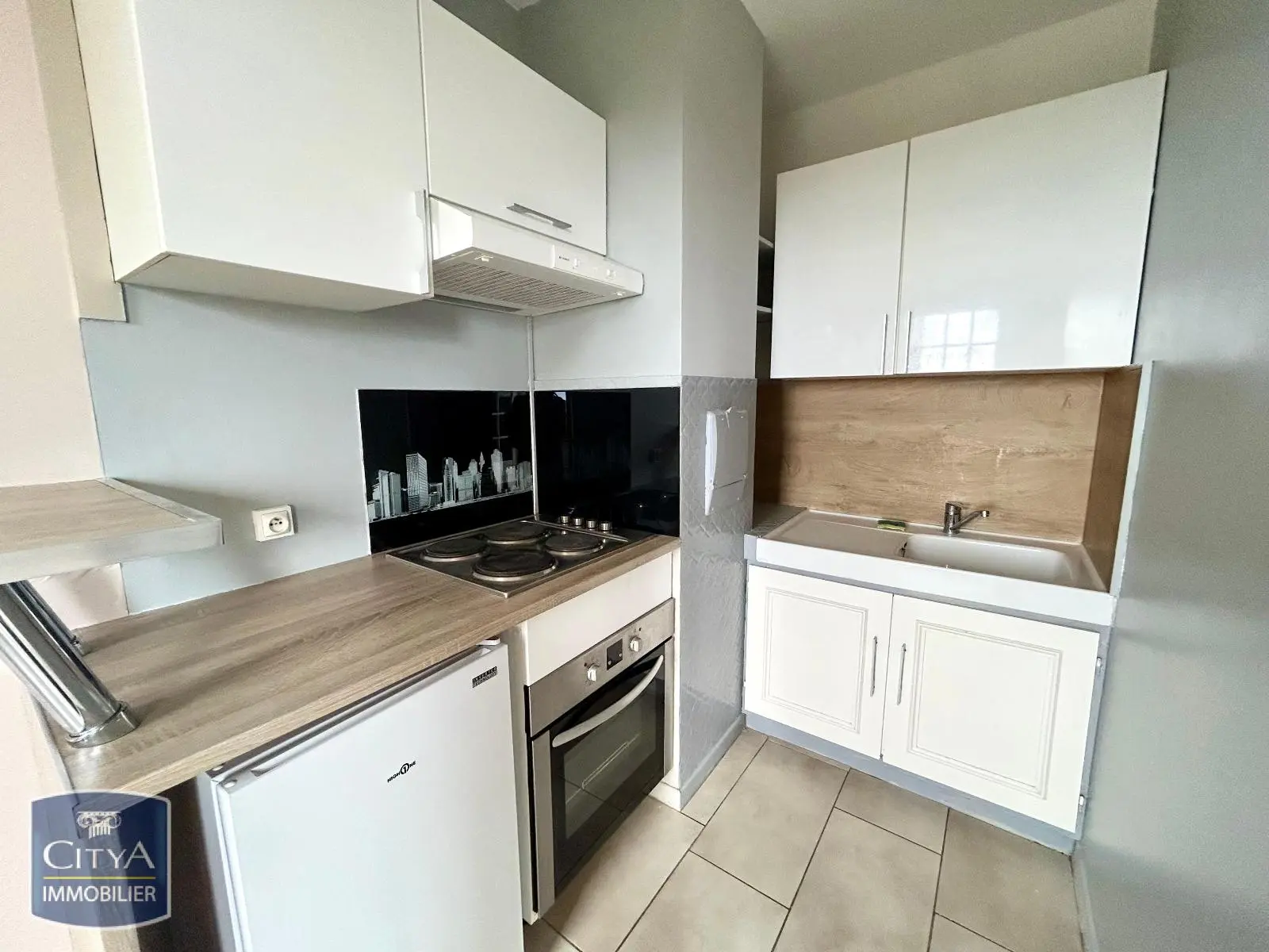 Photo 3 Appartement 1 pièce 27.76m²