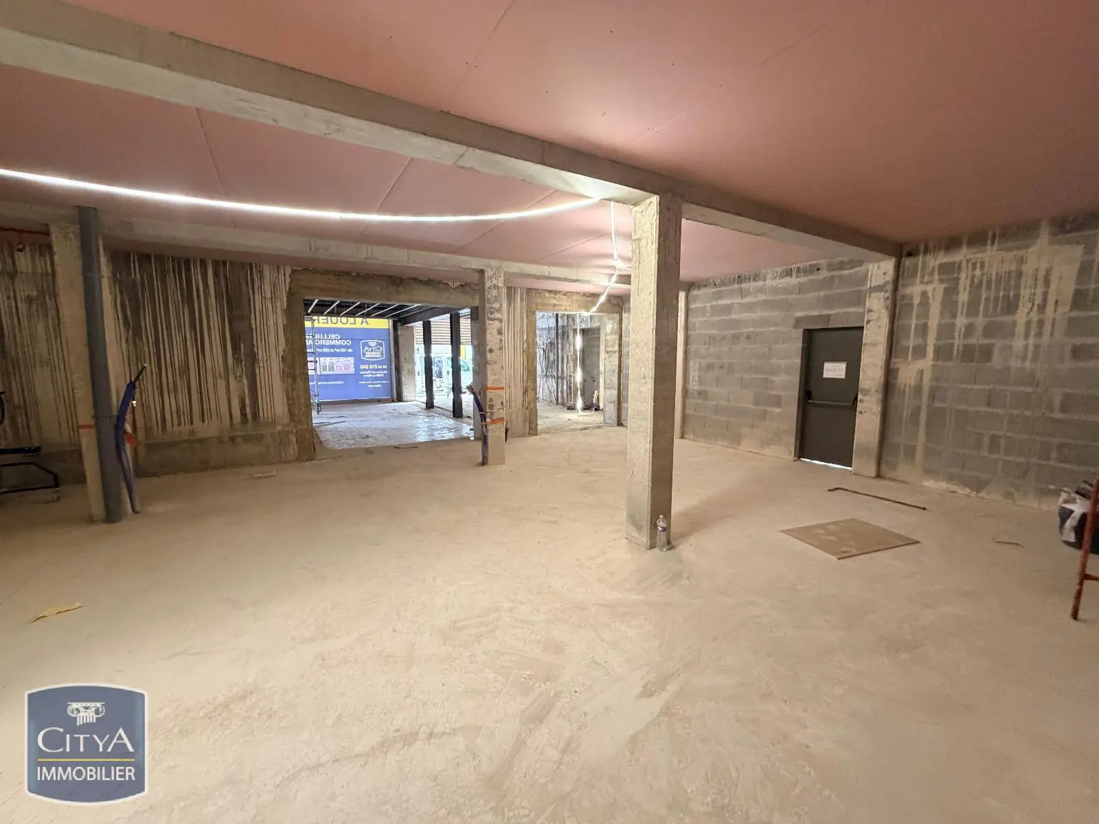 Photo 3 Local Commercial 109m²