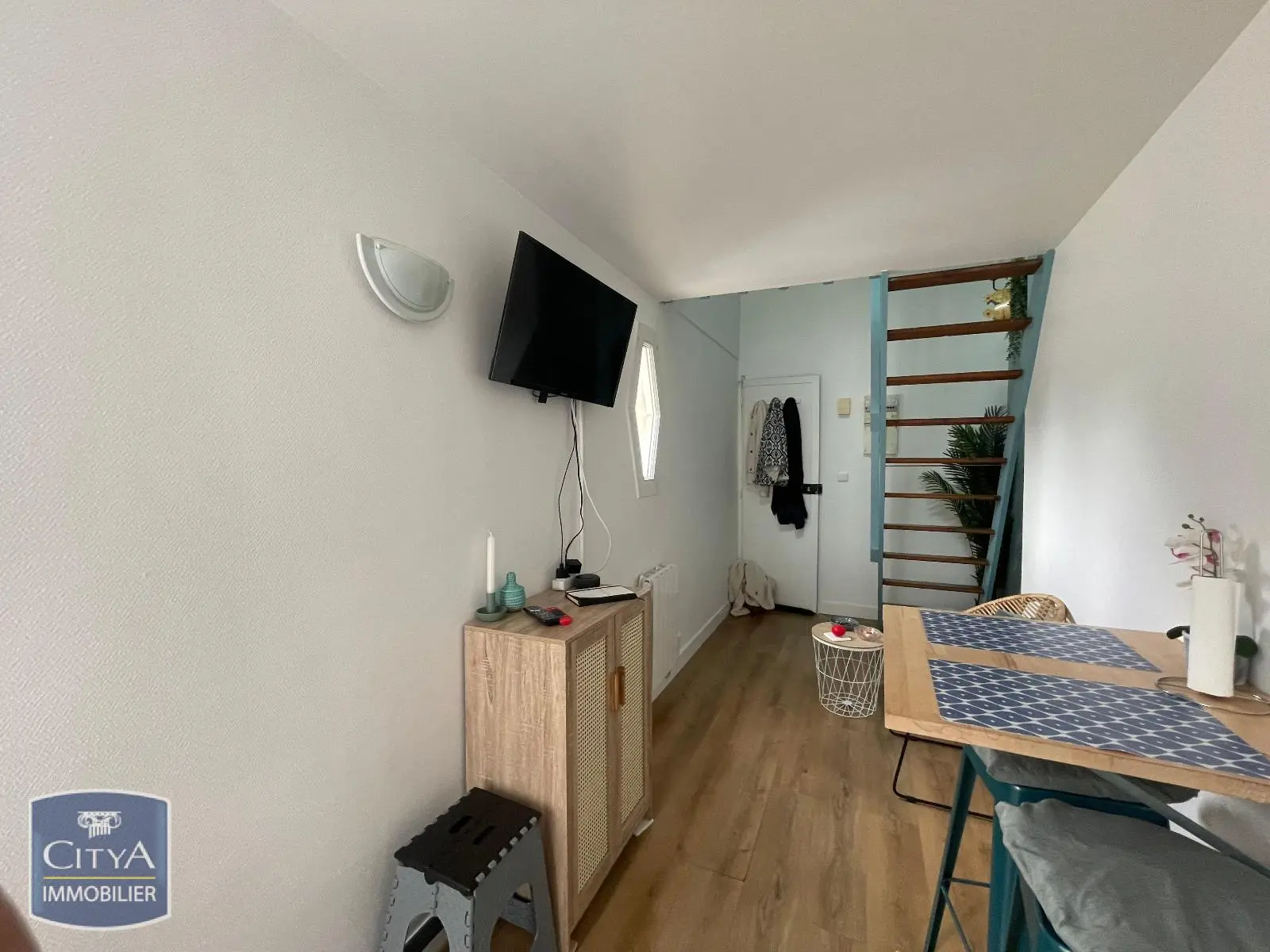 Photo 2 Appartement 2 pièces 15.44m²