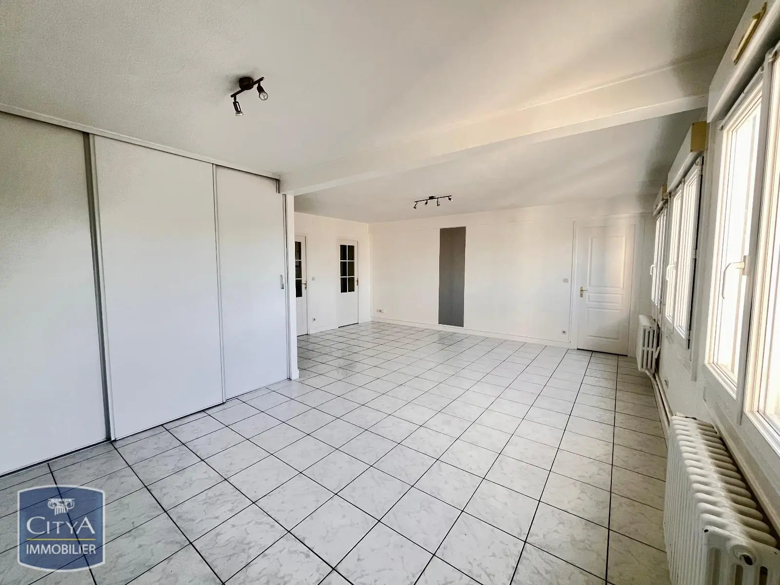 Photo 4 Appartement 5 pièces 76.42m²