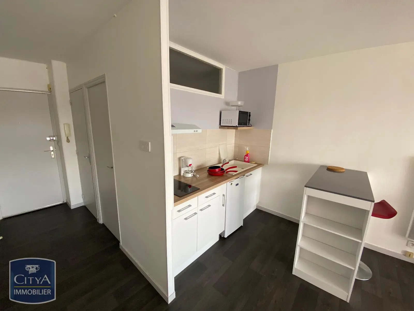 Photo 5 Appartement 1 pièce 27.93m²