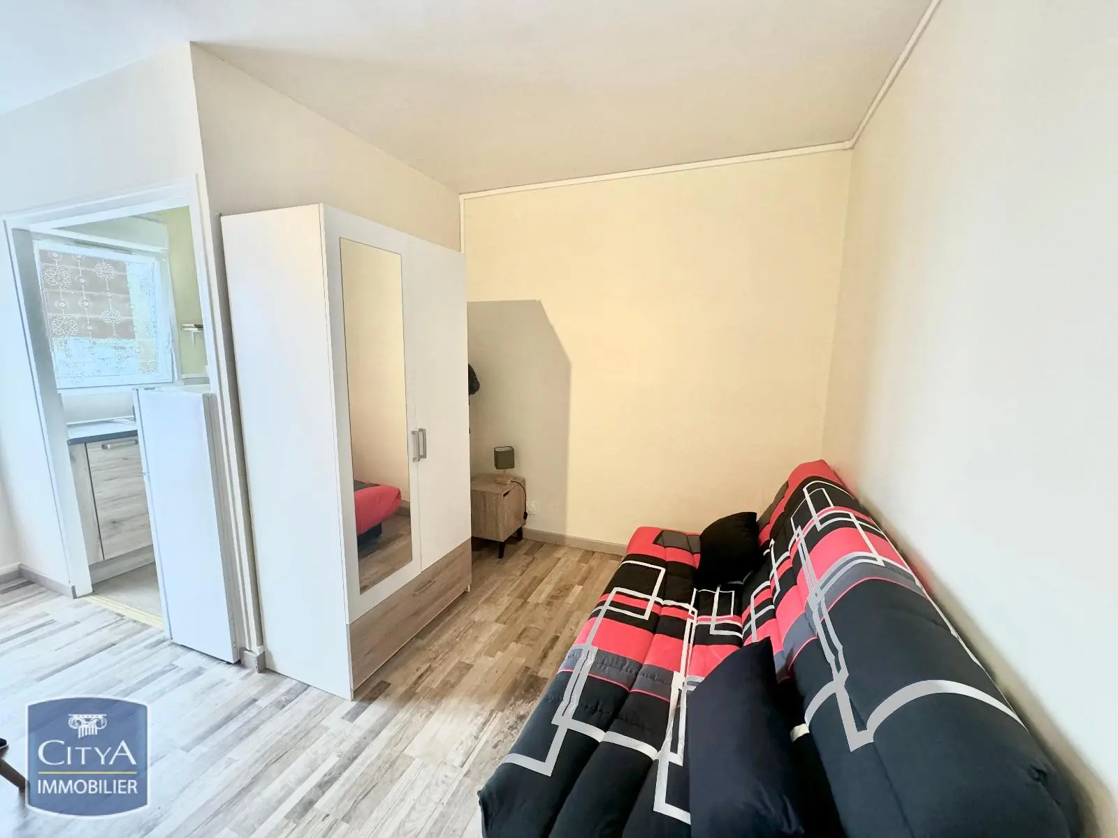 Photo 3 Appartement 1 pièce 27.29m²