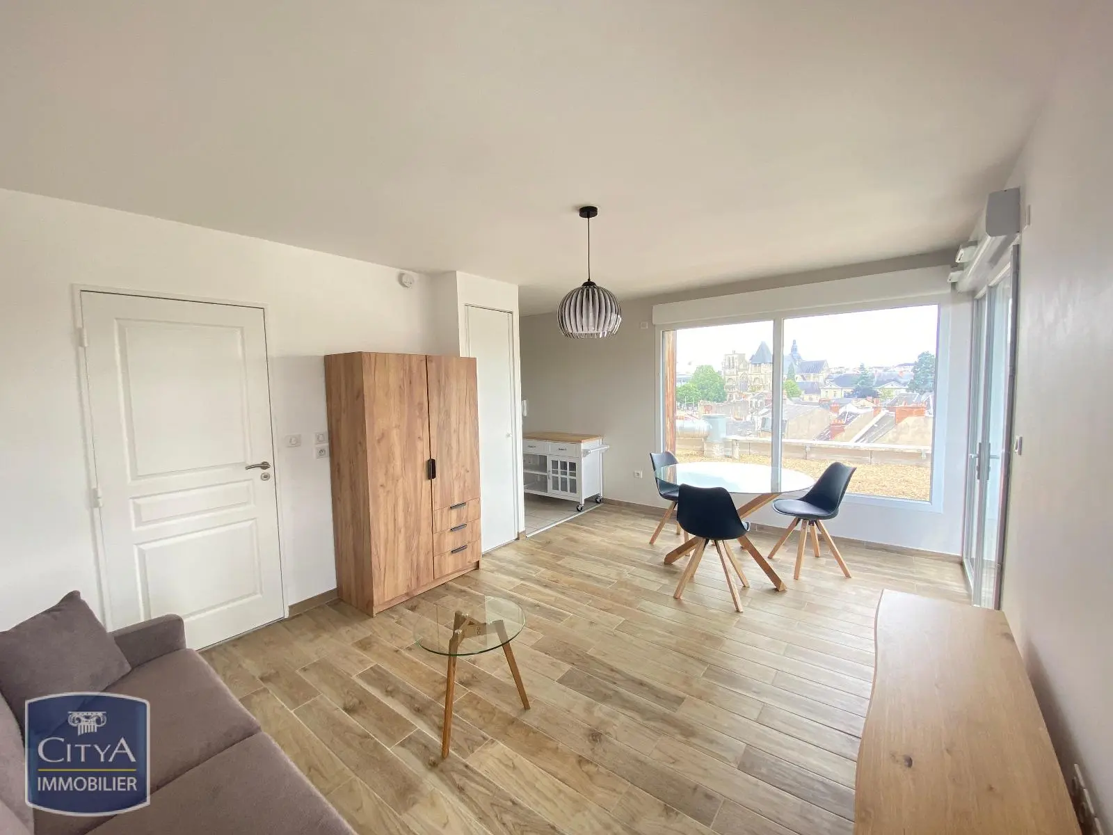 Photo 3 Appartement 1 pièce 31.61m²