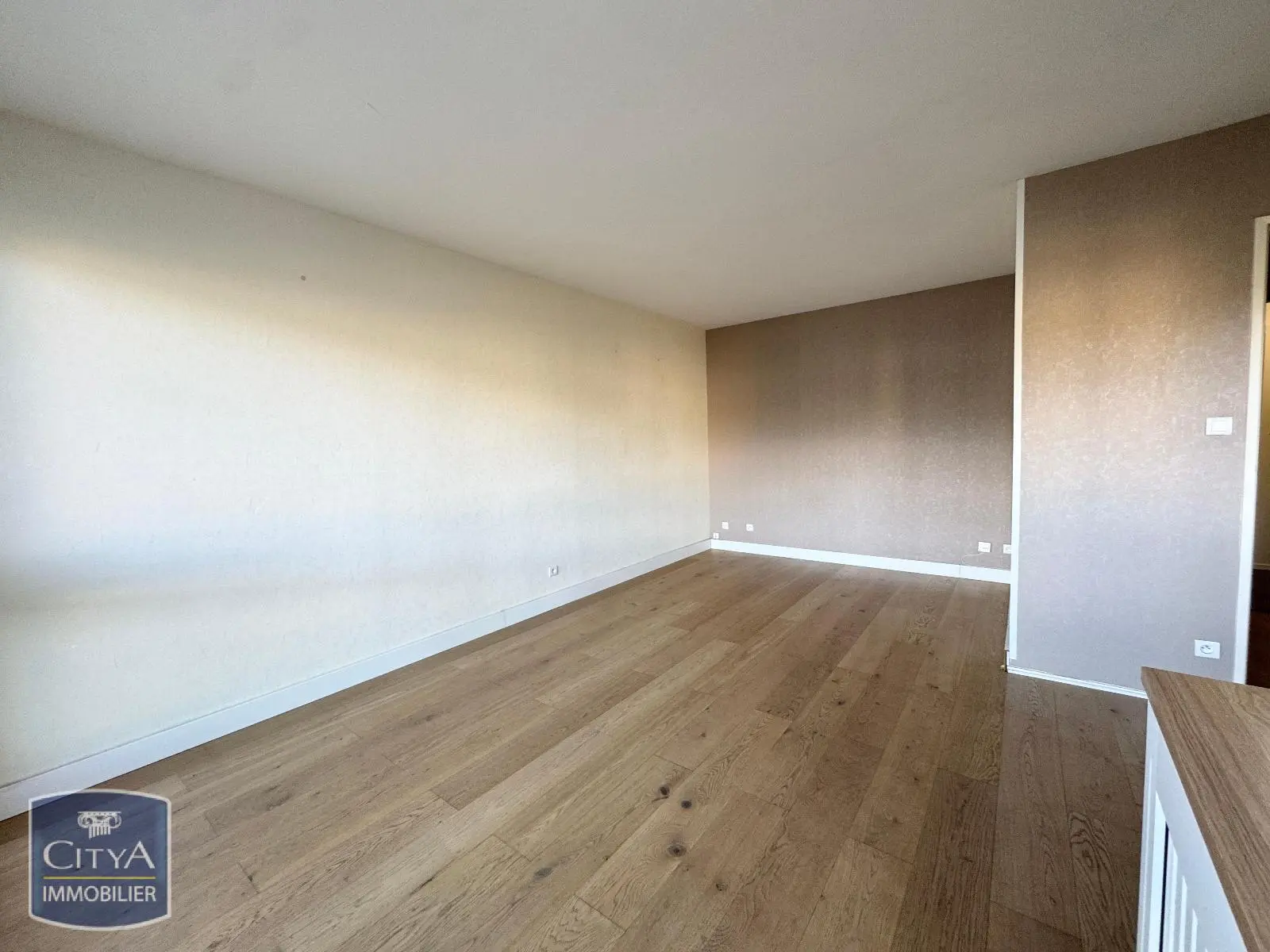 Photo 3 Appartement 1 pièce 32.39m²