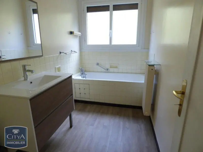Photo 13 Appartement 4 pièces 78.64m²