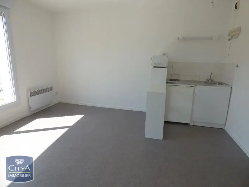 Photo 3 Appartement 1 pièce 27.7m²