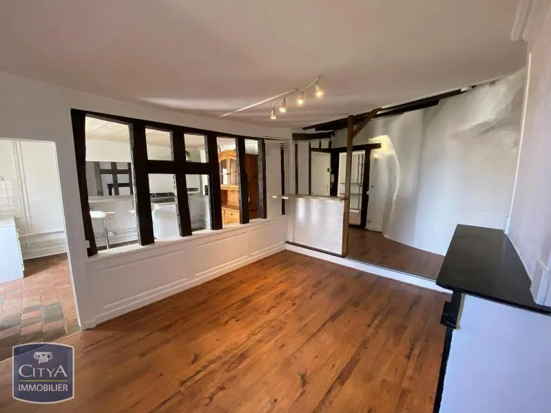 Photo 1 Appartement 1 pièce 37.02m²