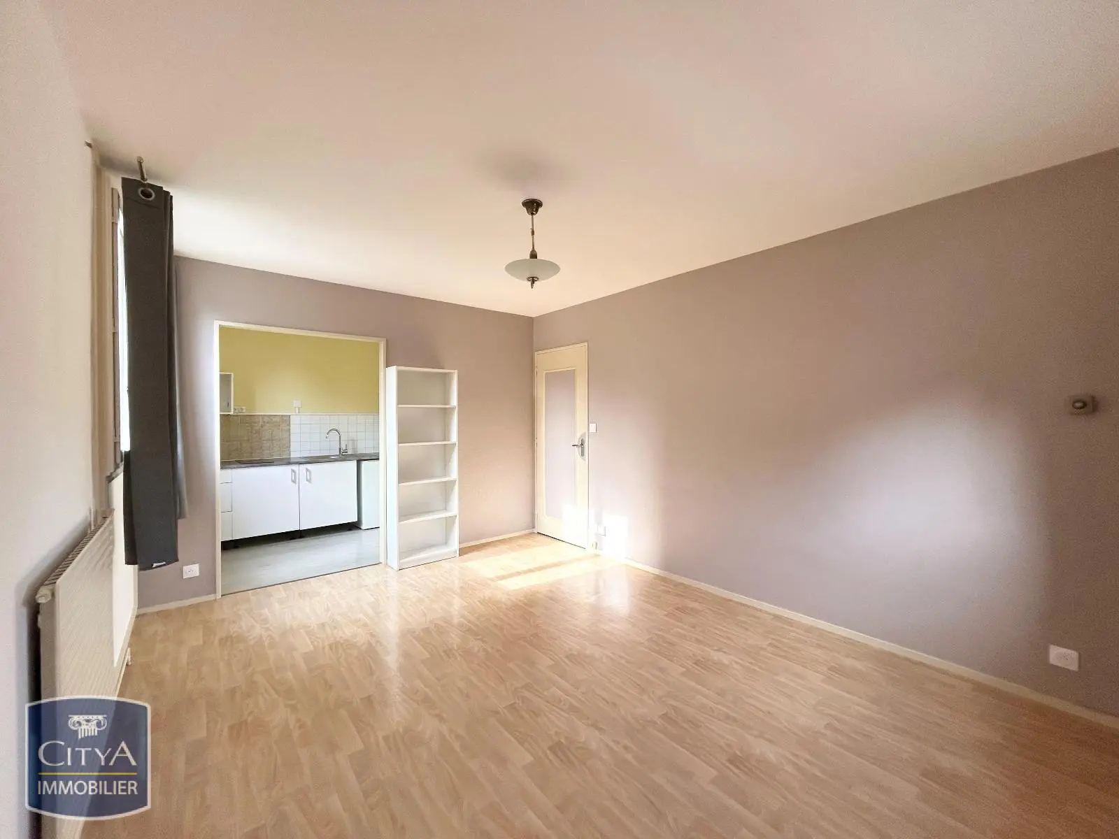 Photo 2 Appartement 1 pièce 26.05m²