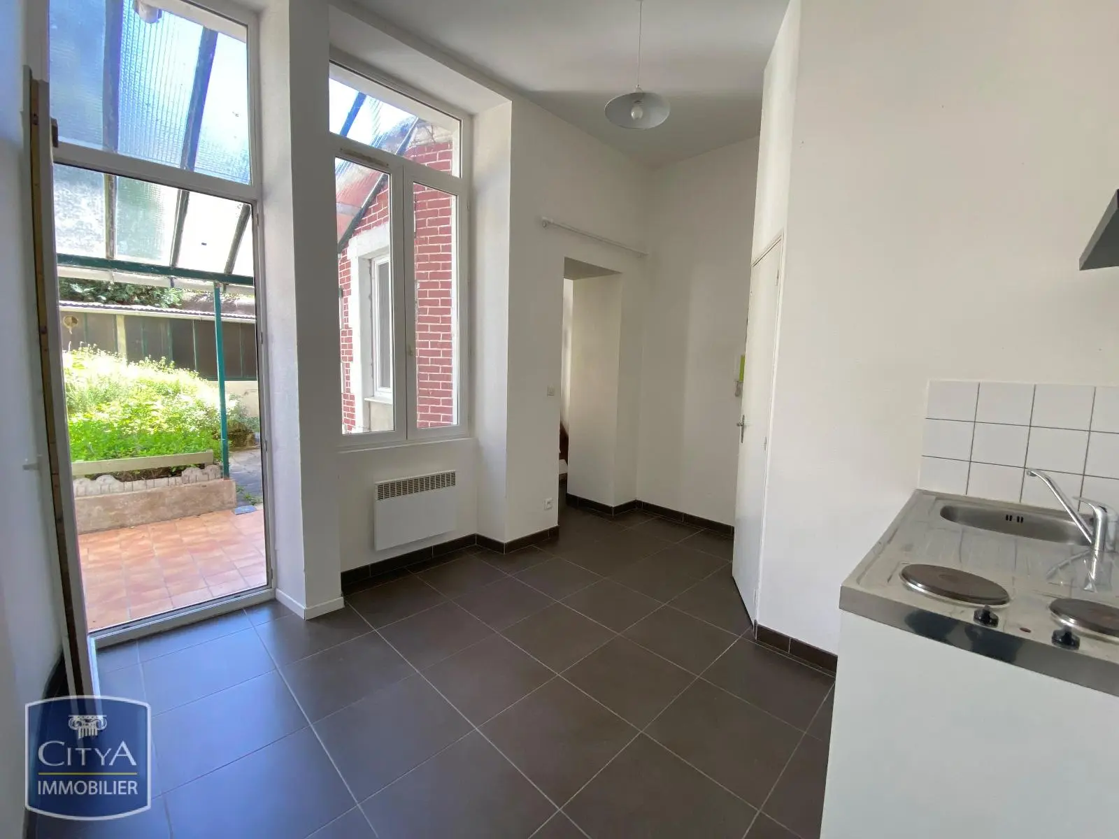 Photo 1 Appartement 1 pièce 18.7m²