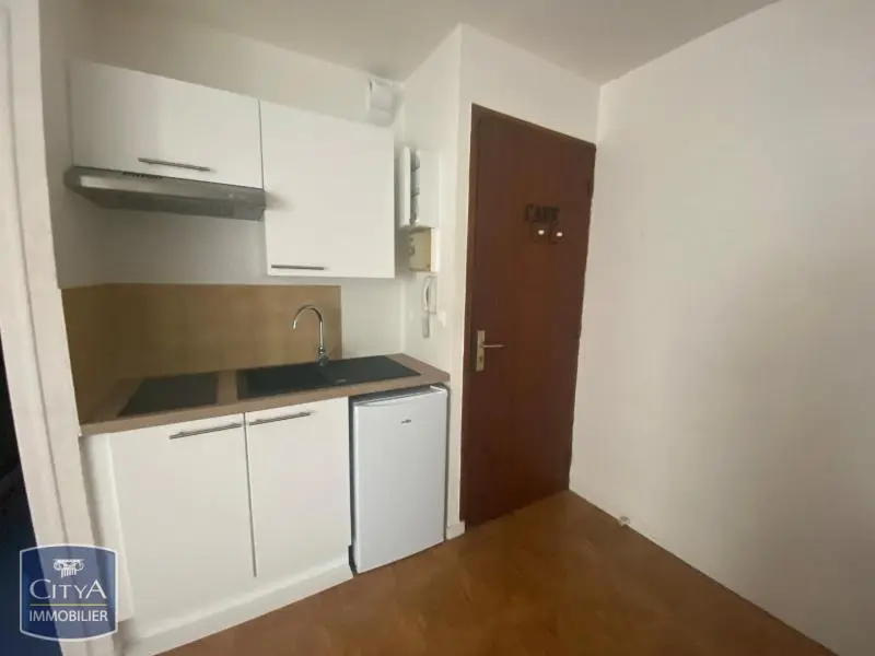 Photo 1 Appartement 1 pièce 22.1m²