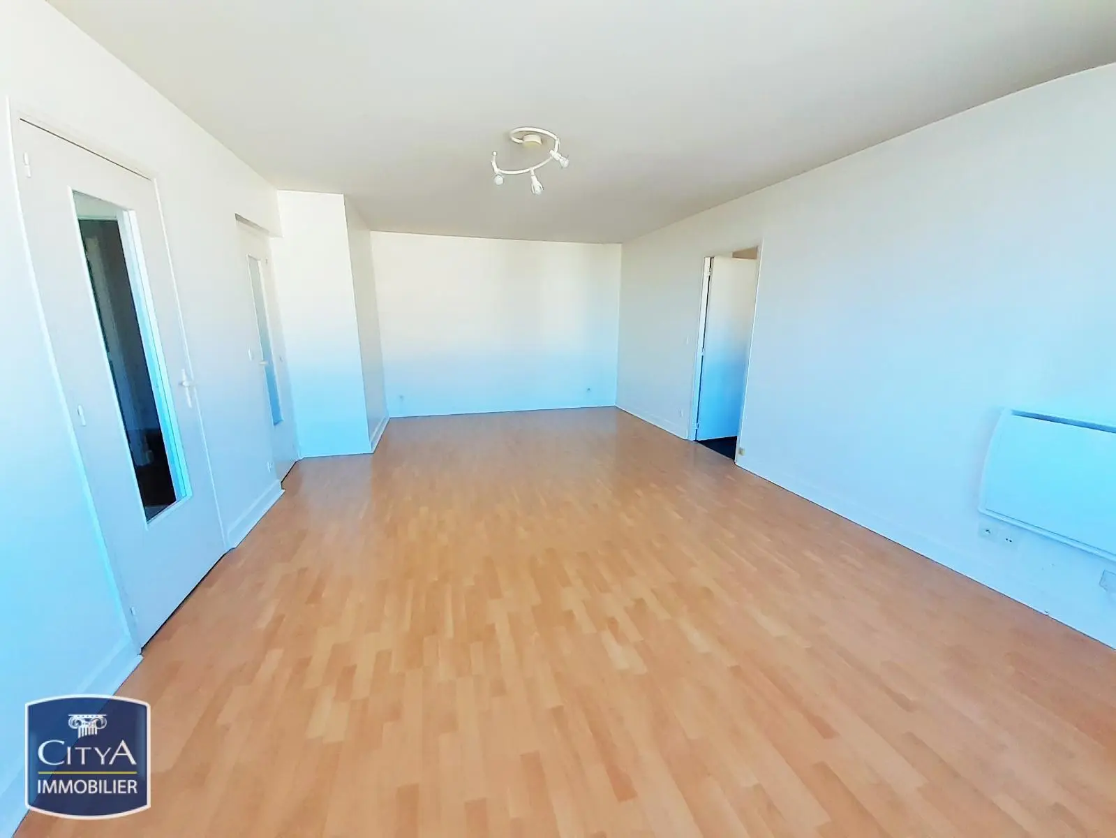Photo 3 Appartement 2 pièces 63.4m²