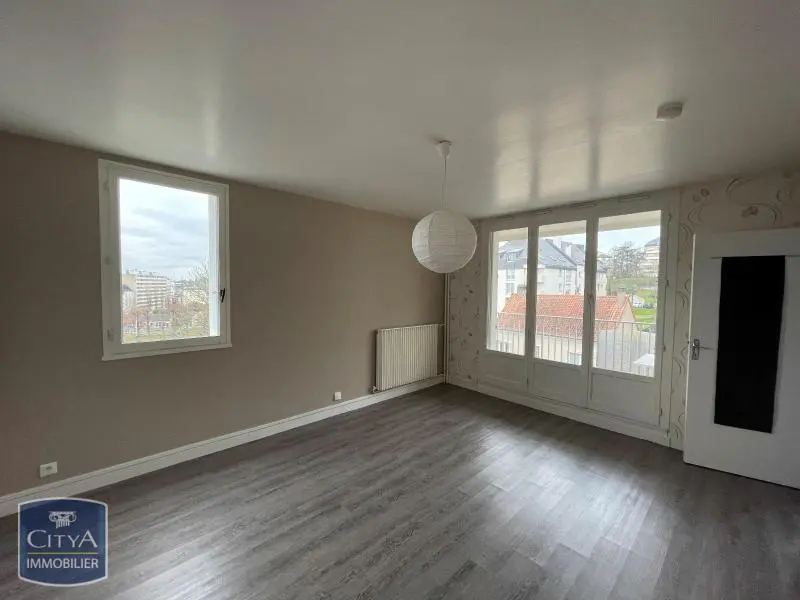 Photo 3 Appartement 1 pièce 27.78m²