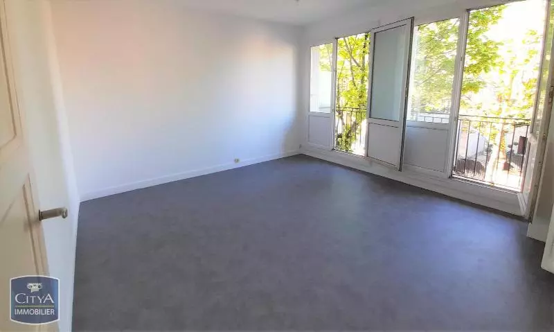 Photo 3 Appartement 1 pièce 28.9m²