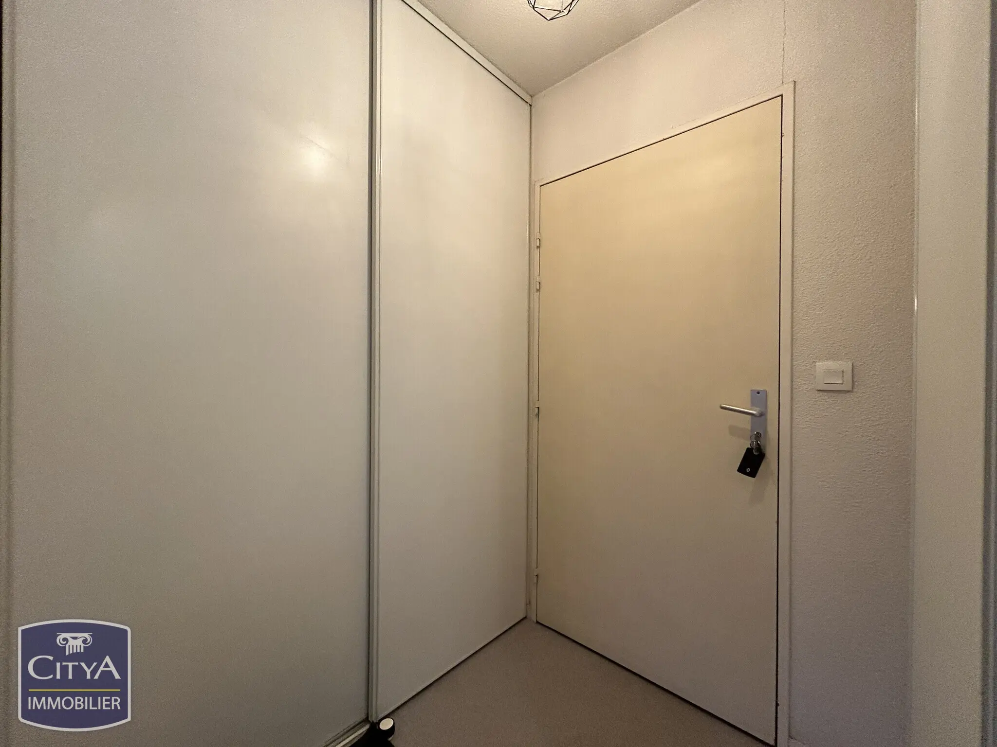 Photo 7 Appartement 1 pièce 23.57m²