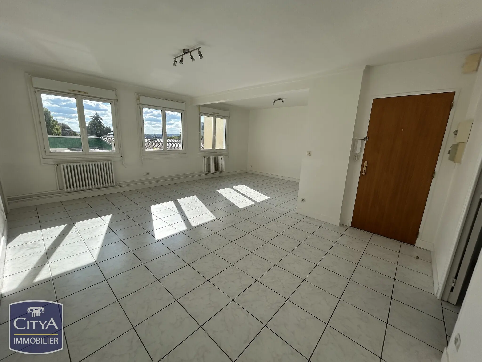 Photo 3 Appartement 5 pièces 76.42m²