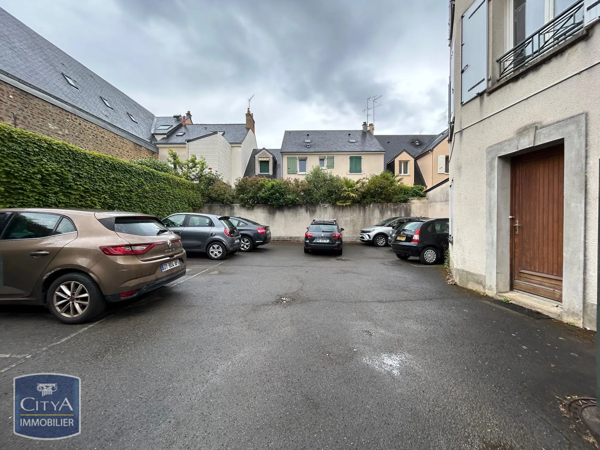 Photo 1 Parking 1m²