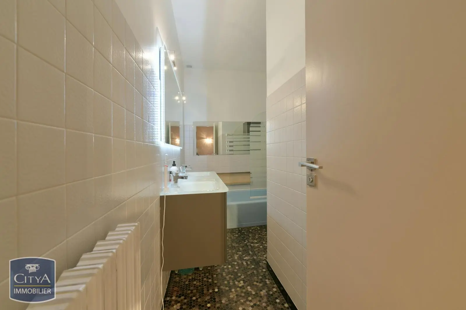 Photo 8 Maison 10 pièces 212.5m²