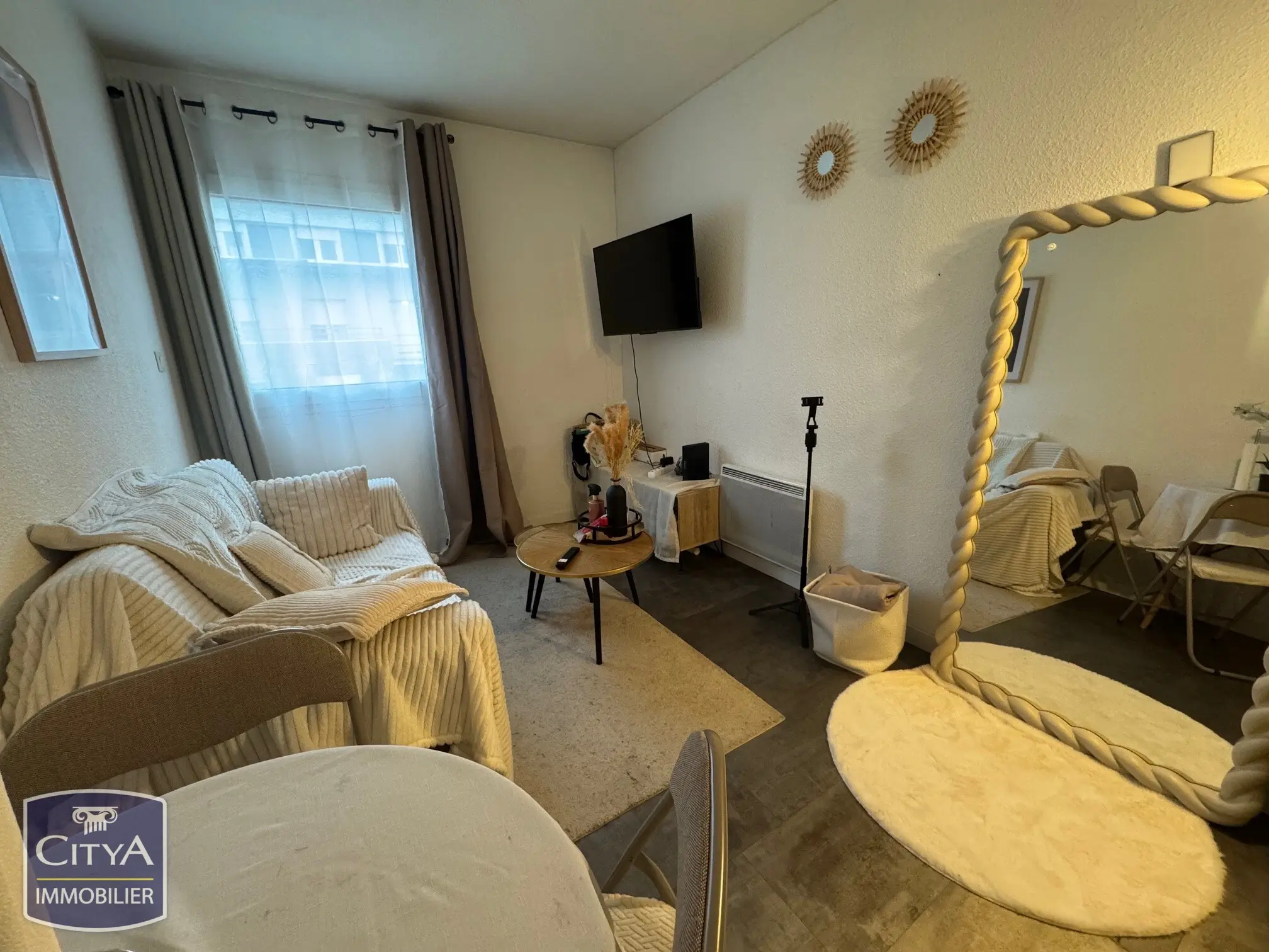 Photo 2 Appartement 2 pièces 27.42m²