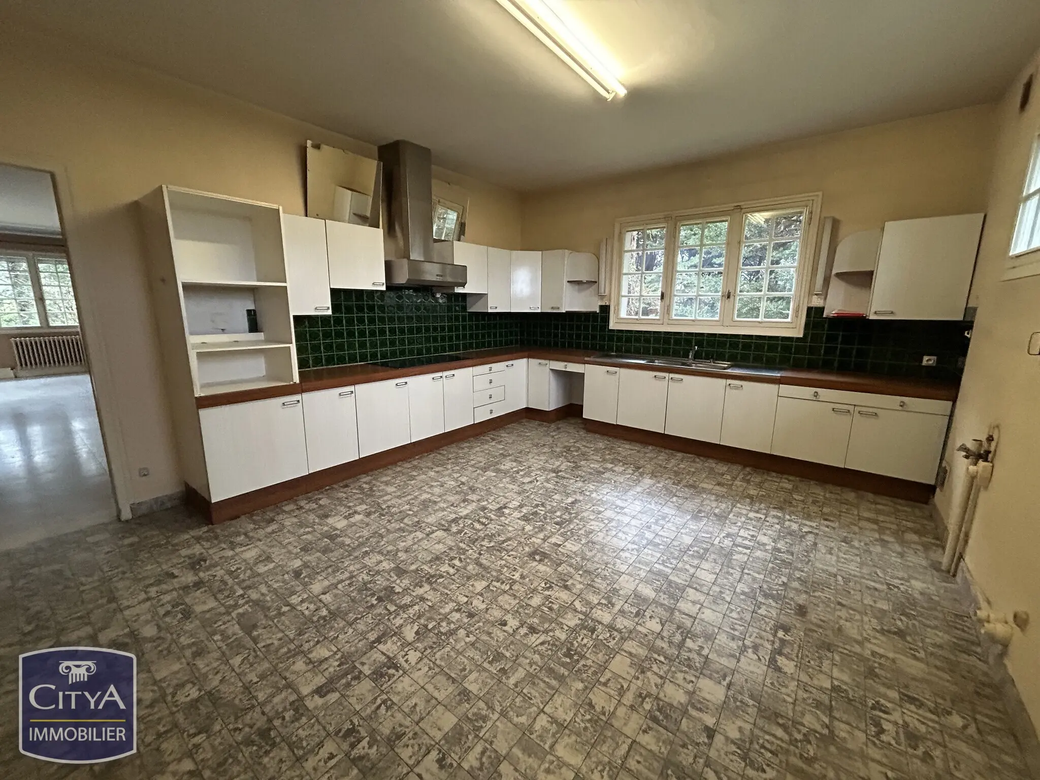 Photo 7 Maison 8 pièces 195m²