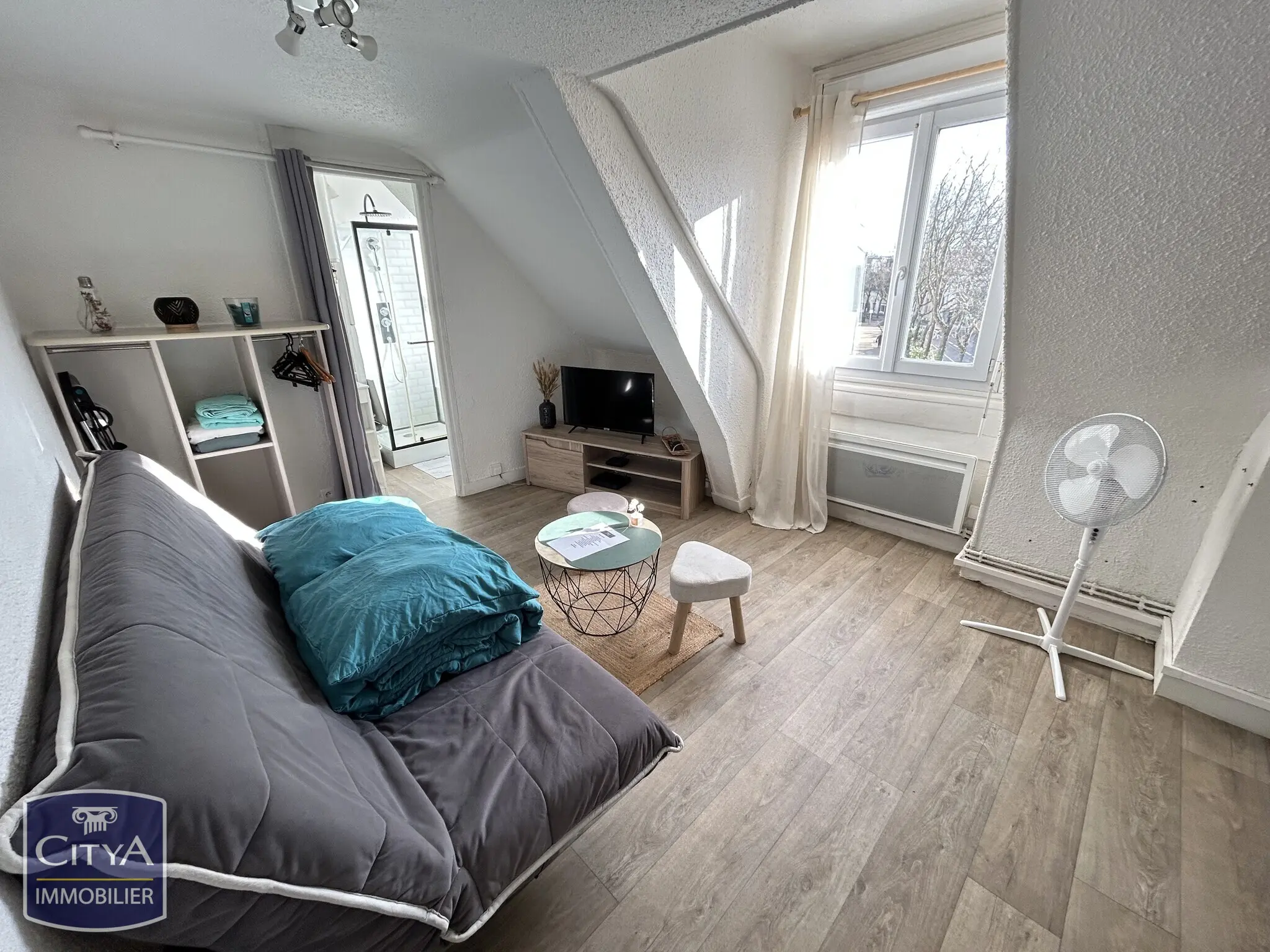 Photo 1 Appartement 1 pièce 13.61m²