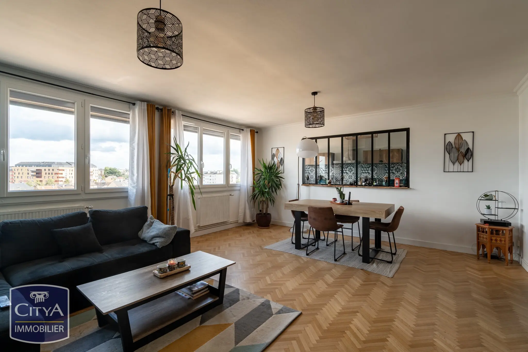 Photo 1 Appartement 4 pièces 105.92m²