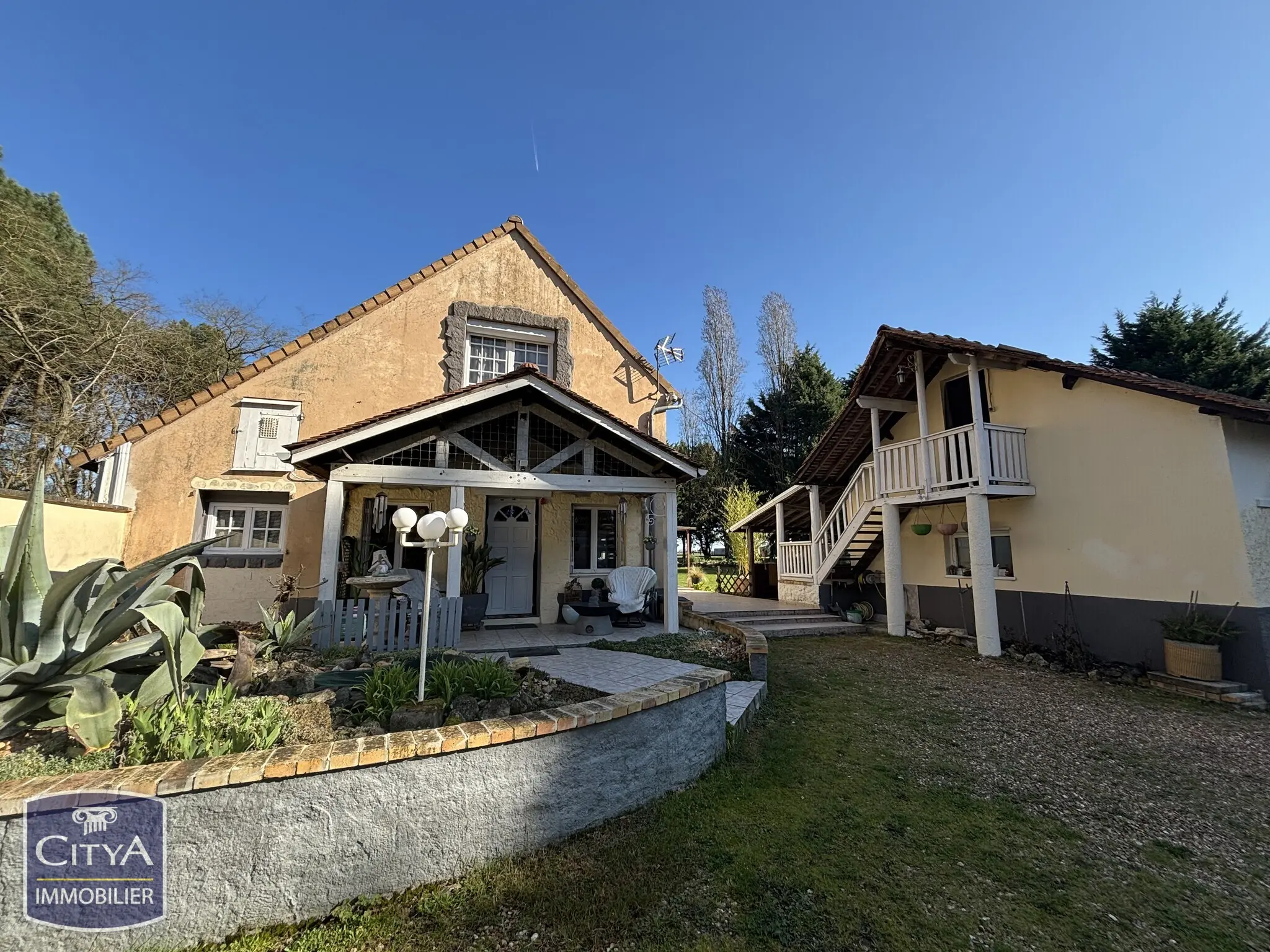 Photo 2 Maison 4 pièces 148m²