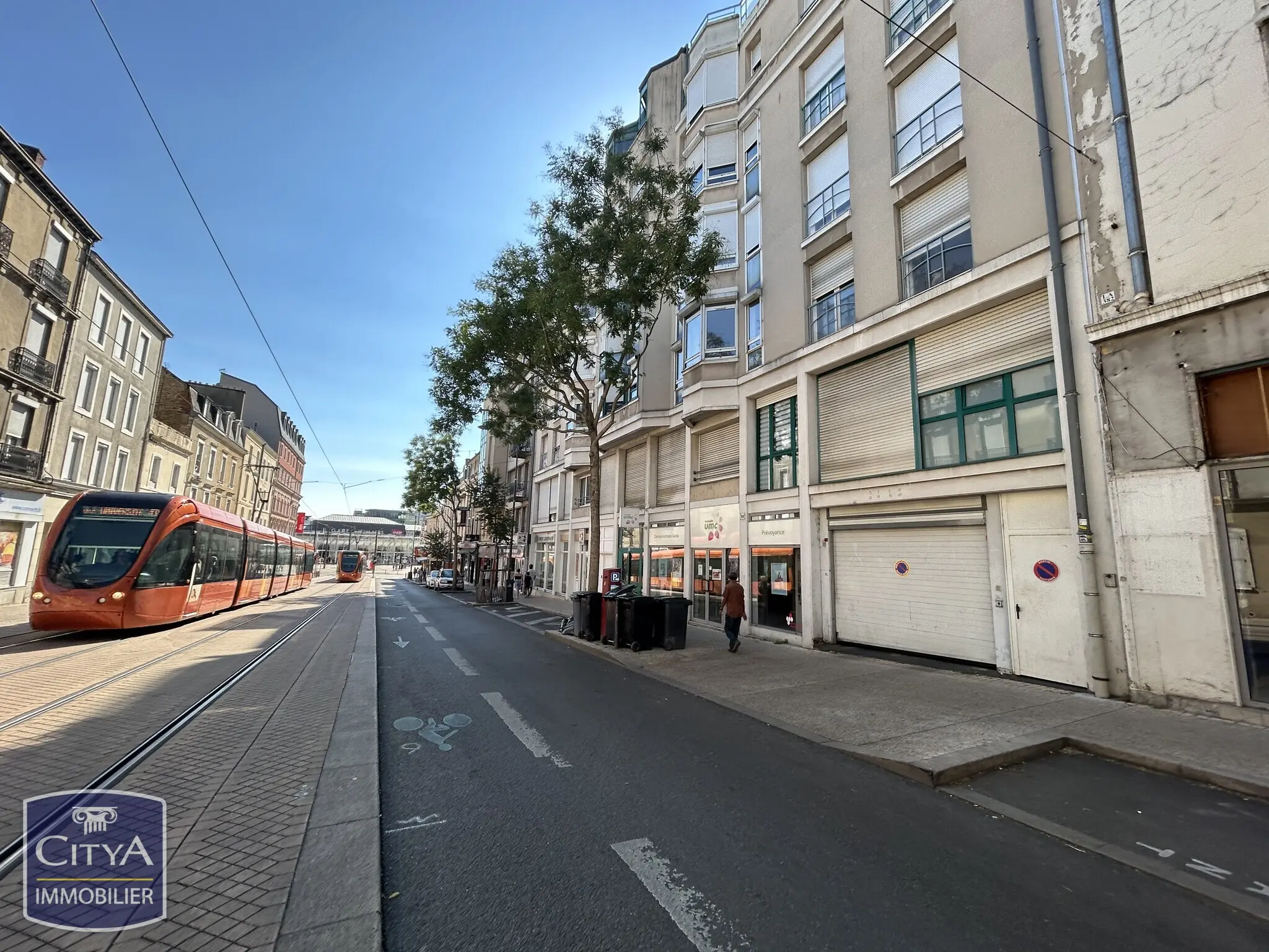 Photo 1 Parking 12m²