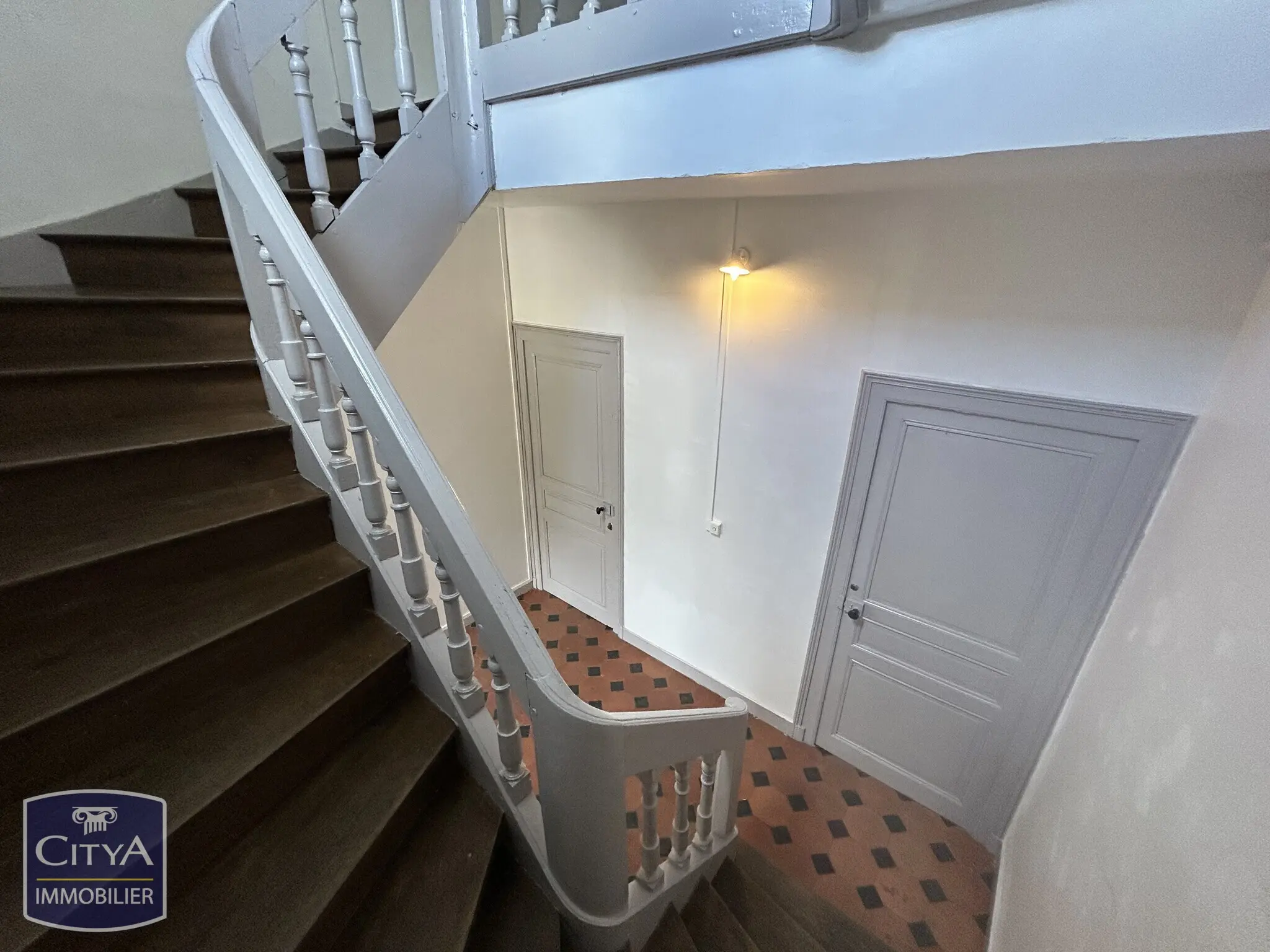 Photo 4 Immeuble 330m²