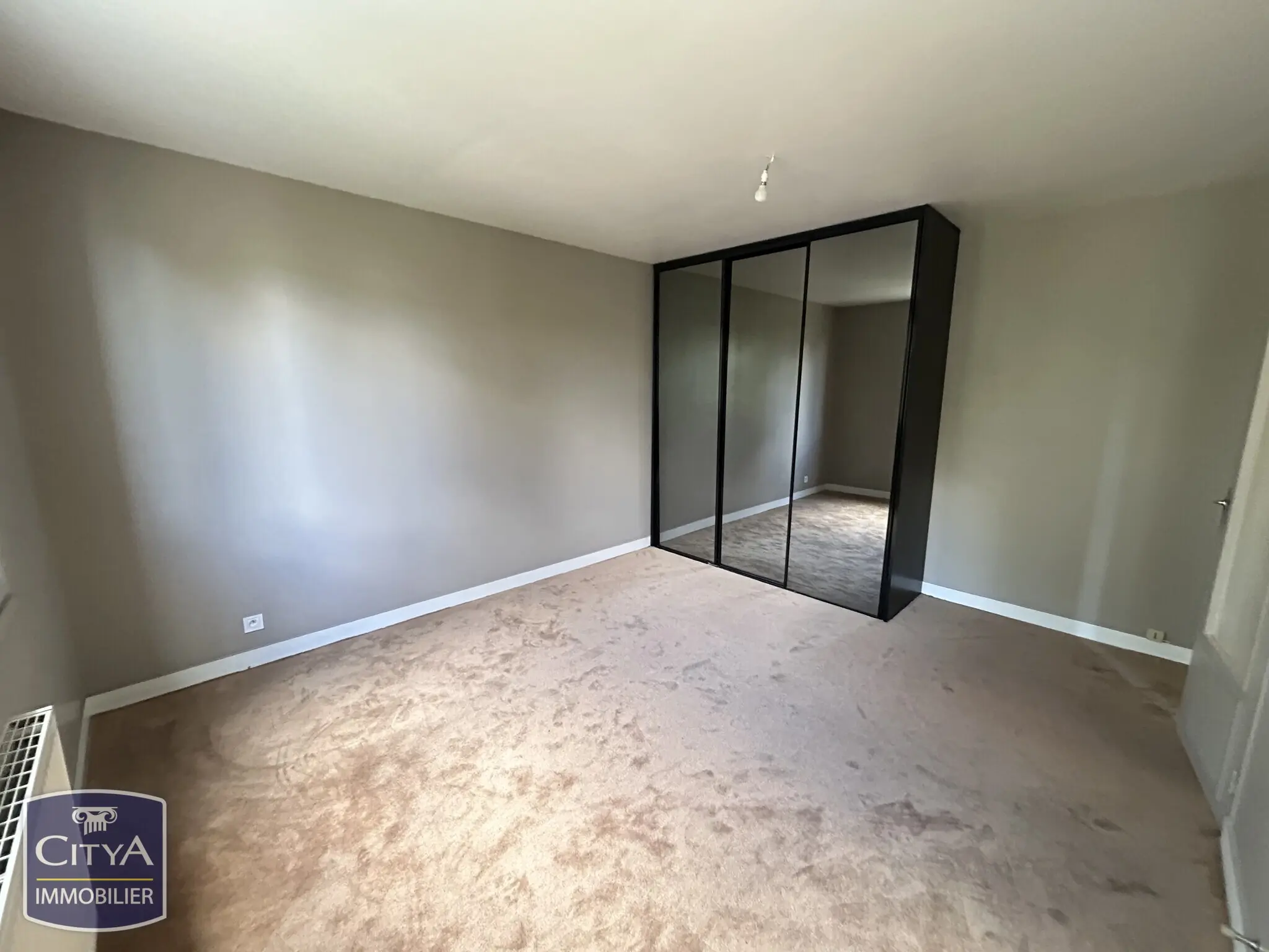Photo 3 Appartement 1 pièce 27.51m²