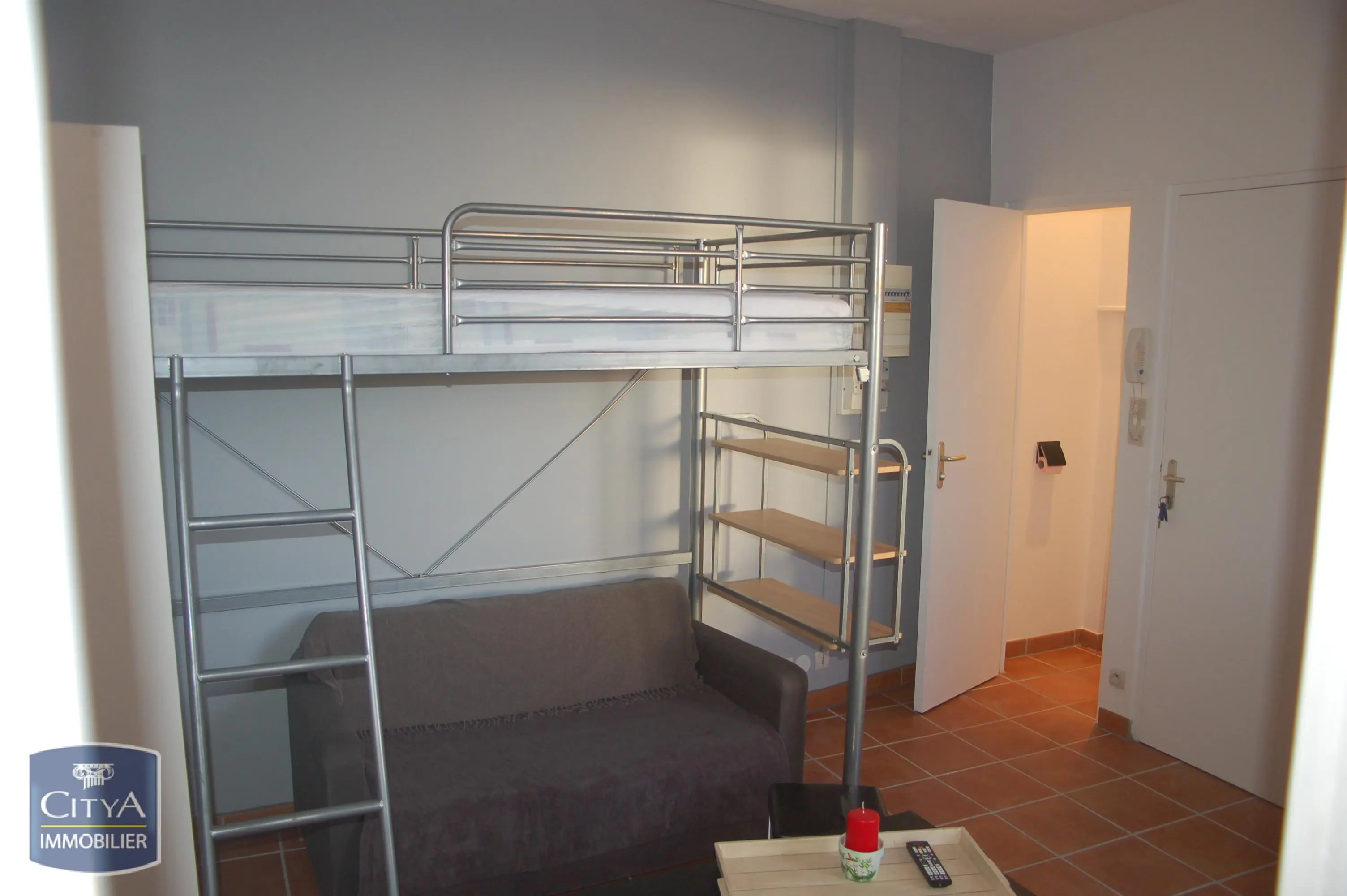 Photo 4 Appartement 1 pièce 13.97m²
