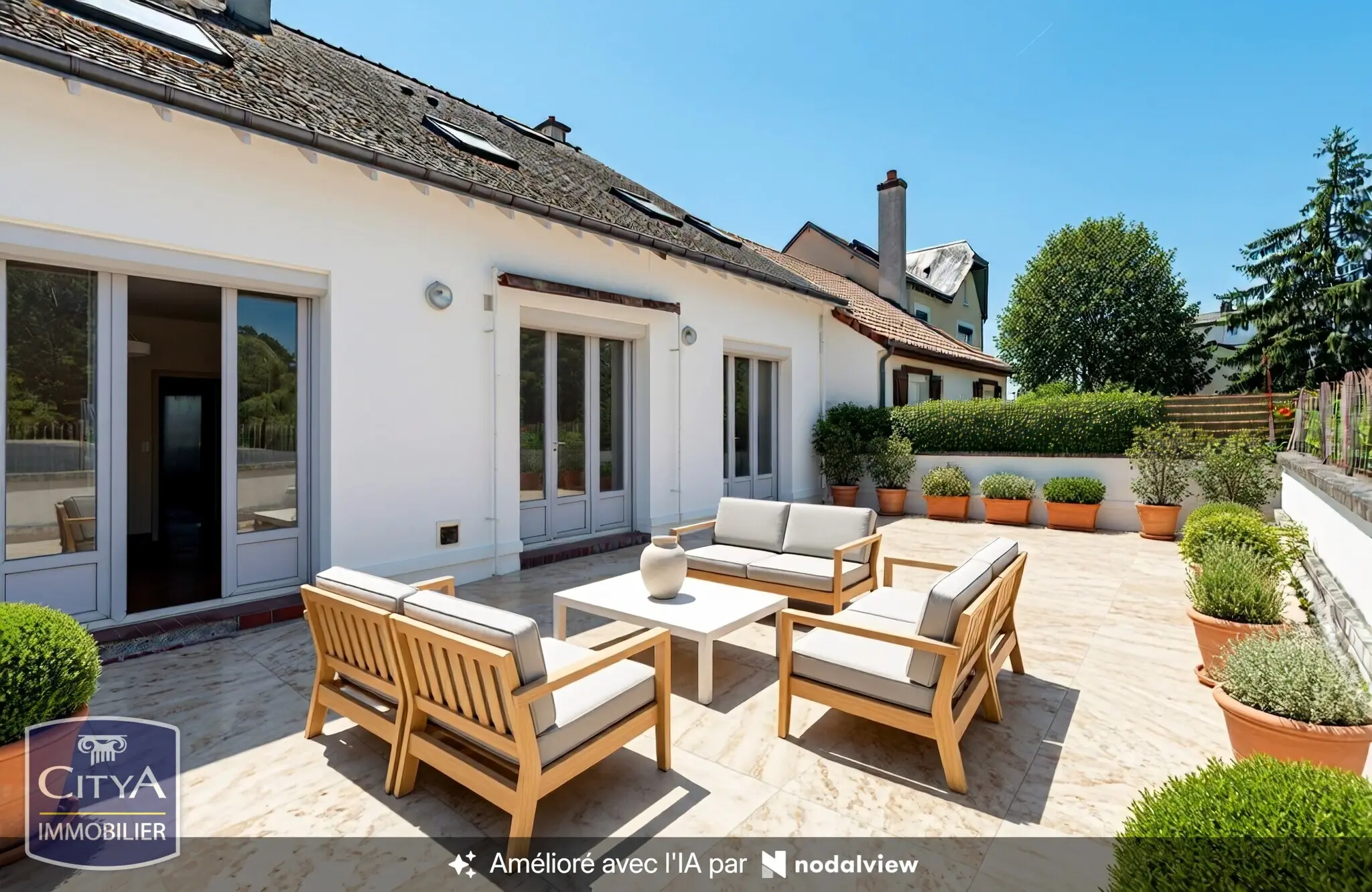Photo 1 Immeuble 196.37m²