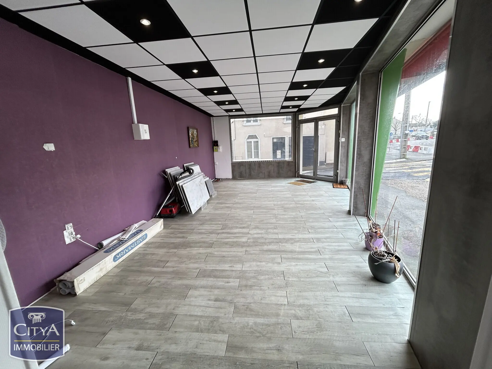 Photo 2 local commercial Le Mans