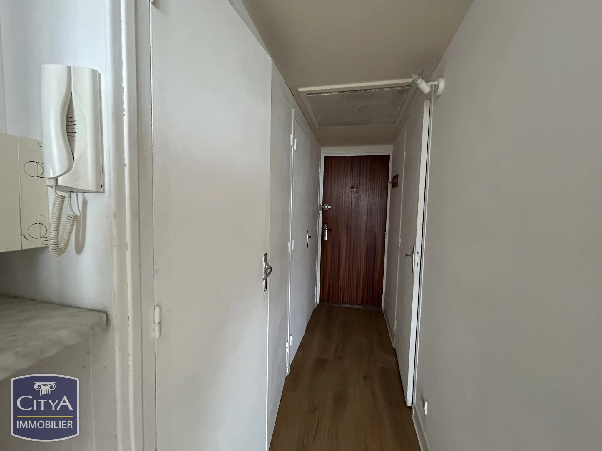 Photo 5 Appartement 1 pièce 27.65m²