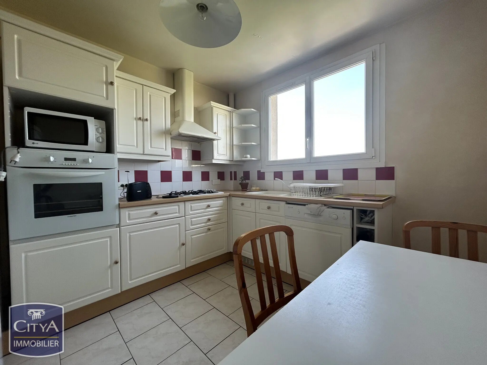 Photo 7 Appartement 5 pièces 92.24m²