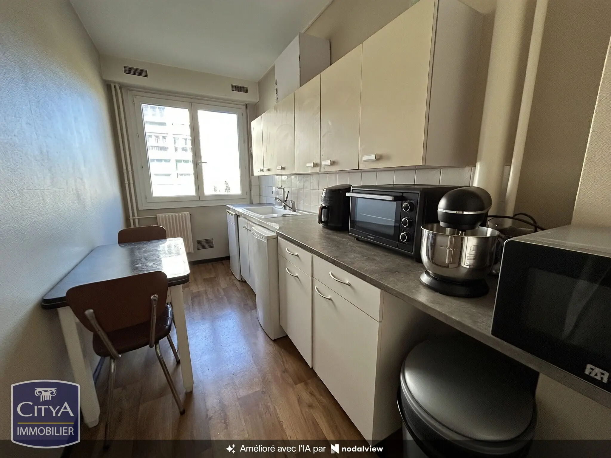 Photo 2 Appartement 1 pièce 28.71m²