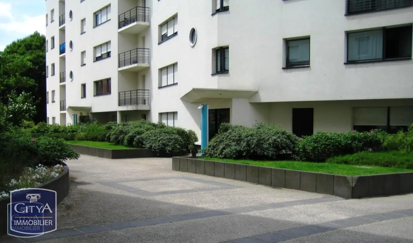 Photo 1 Parking 12m²