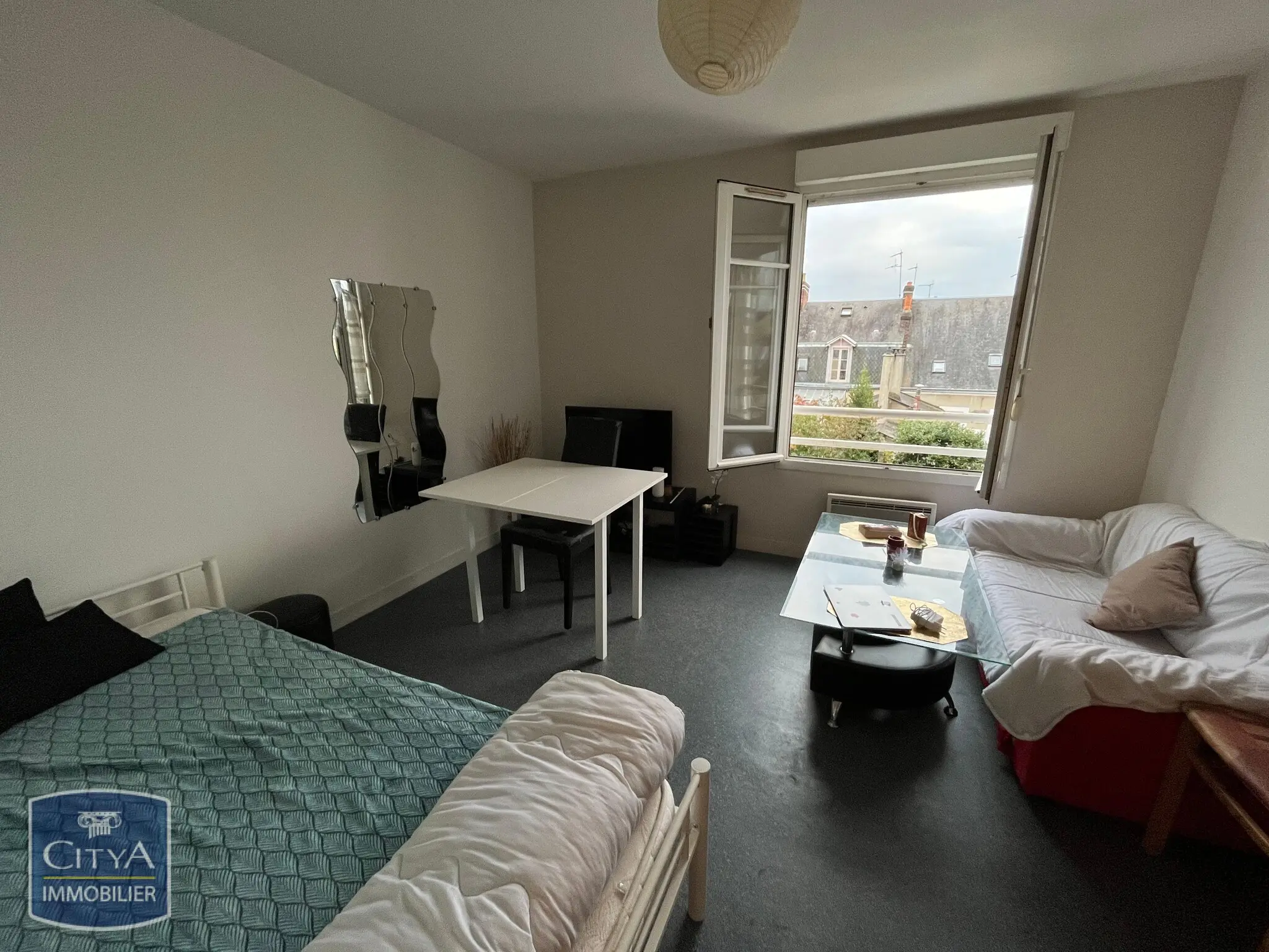 Photo 1 Appartement 1 pièce 19.69m²
