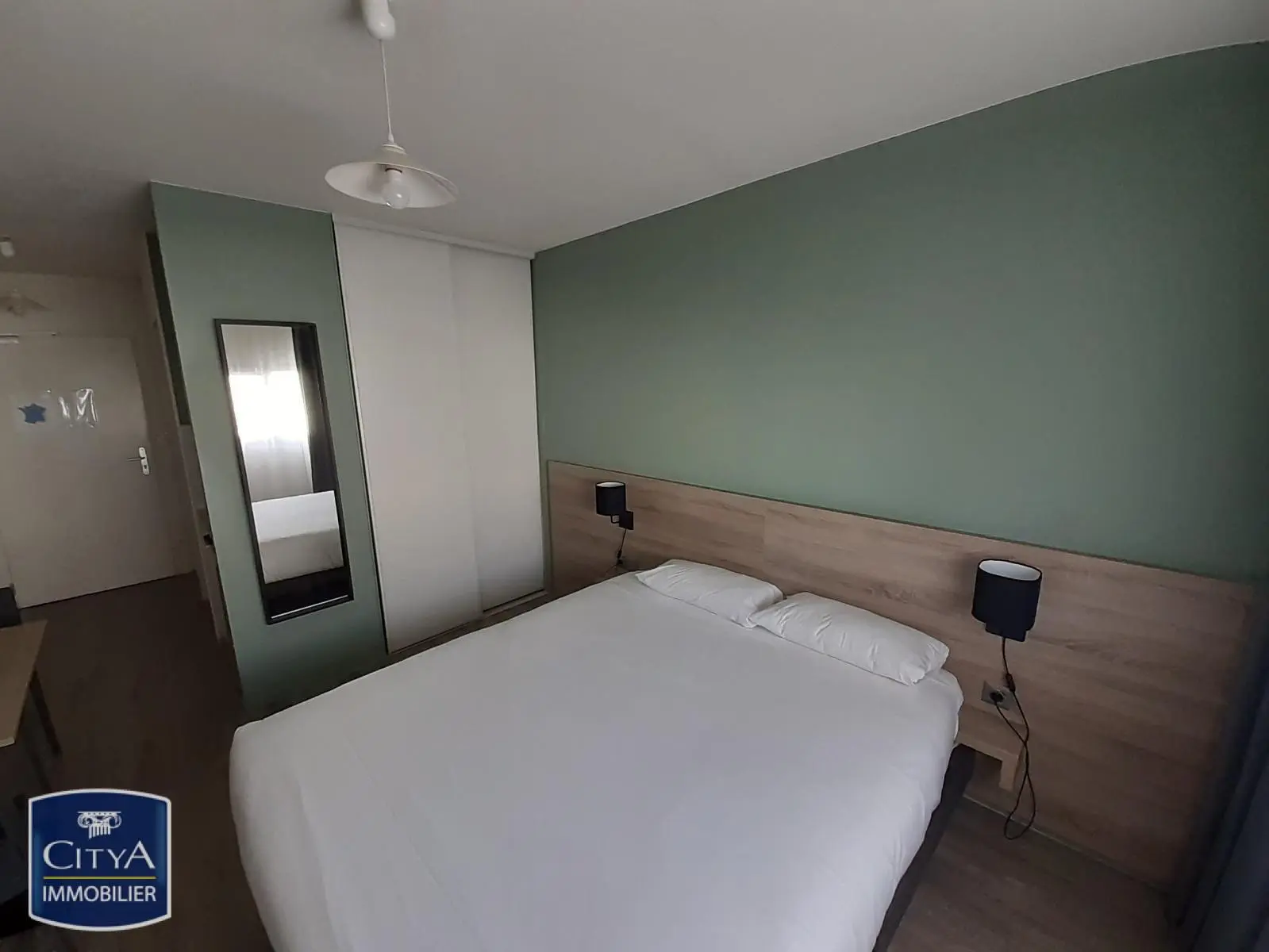 Photo 2 Appartement 1 pièce 18.84m²
