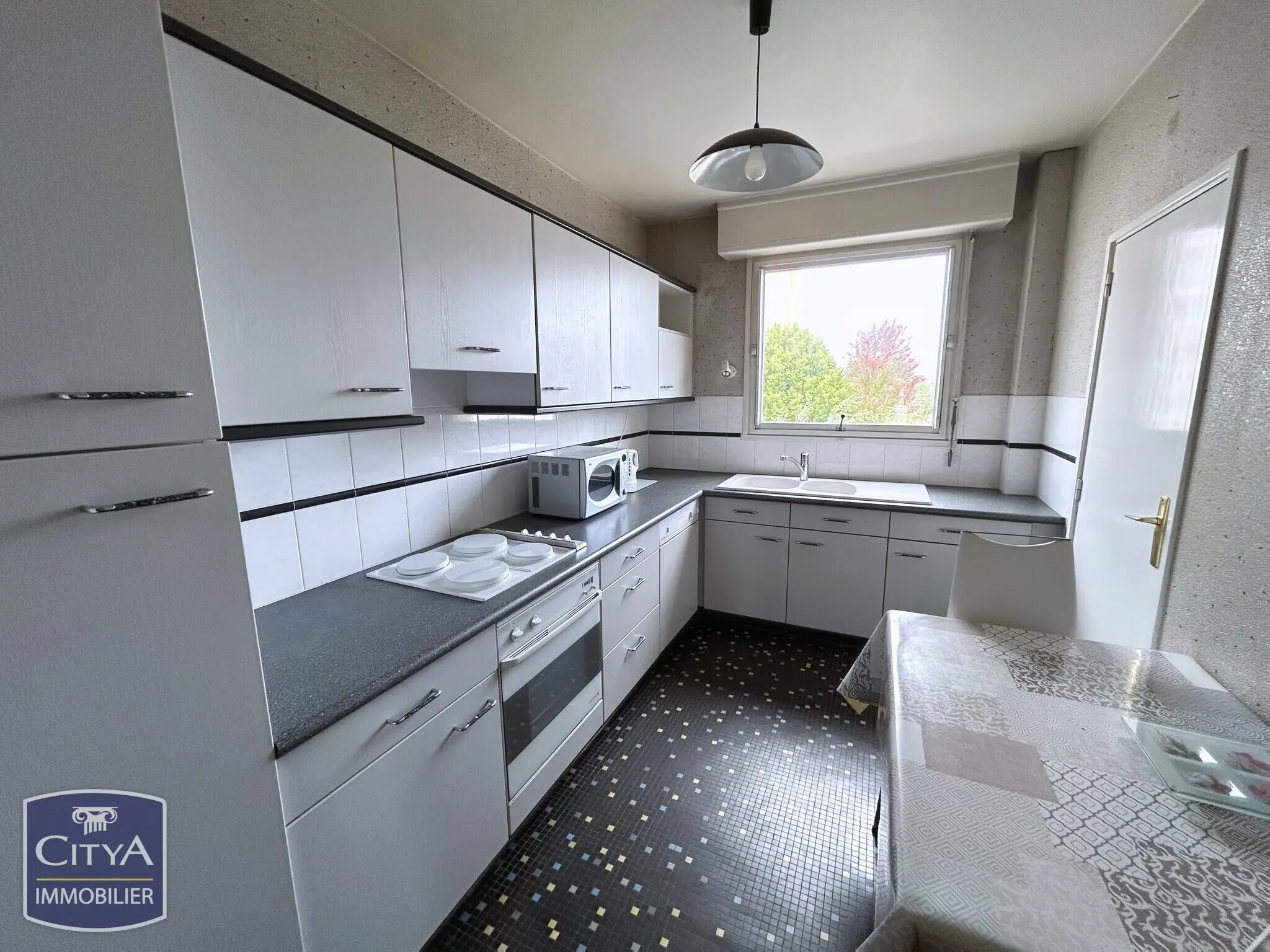 Photo 8 Appartement 5 pièces 91.38m²