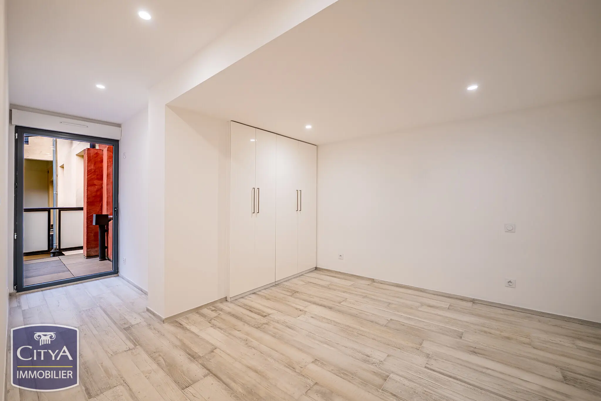 Photo 10 Appartement 4 pièces 109.29m²