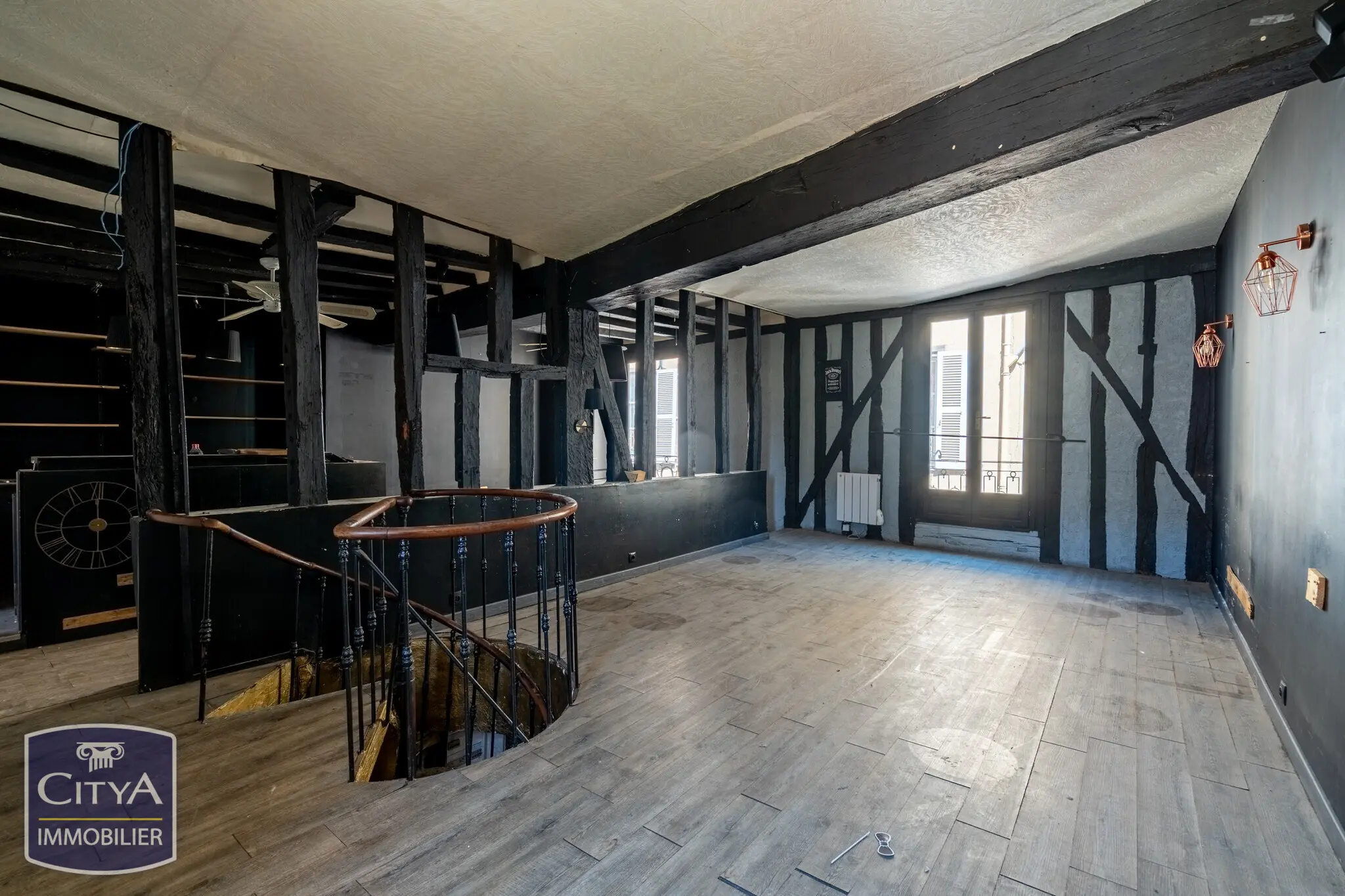 Photo 3 Local Commercial 82.61m²