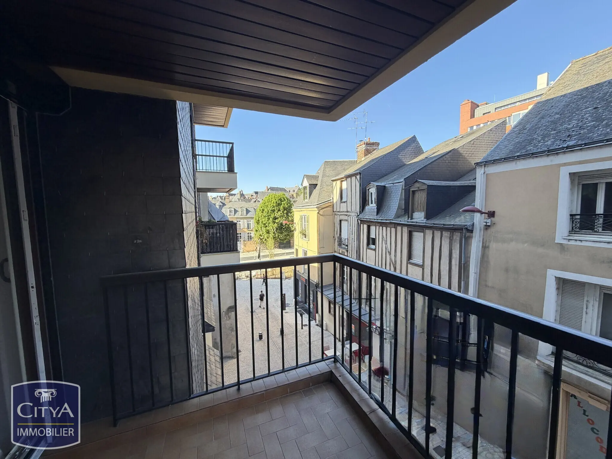 Photo 1 Appartement 4 pièces 79.97m²